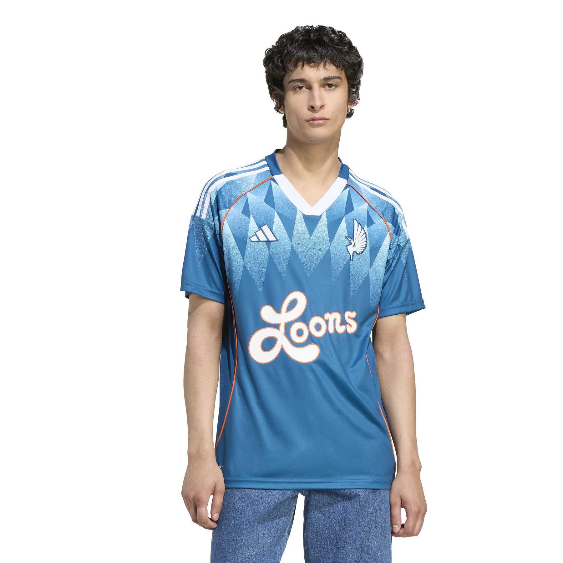 product/a/d/adidas_jx8726_3_apparel_on_model_standard_view_white.jpg