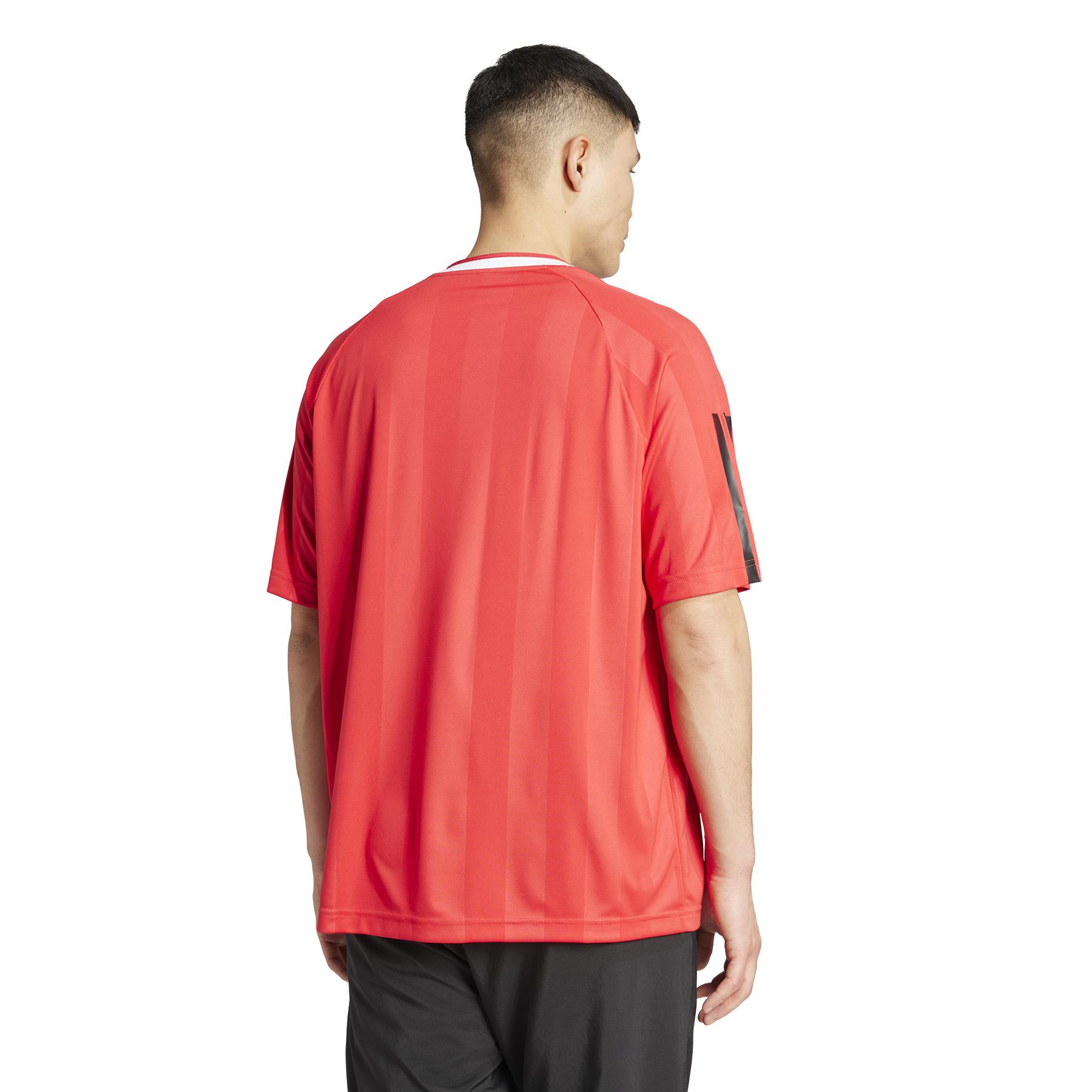 product/a/d/adidas_kb5569_purrub_3.jpg