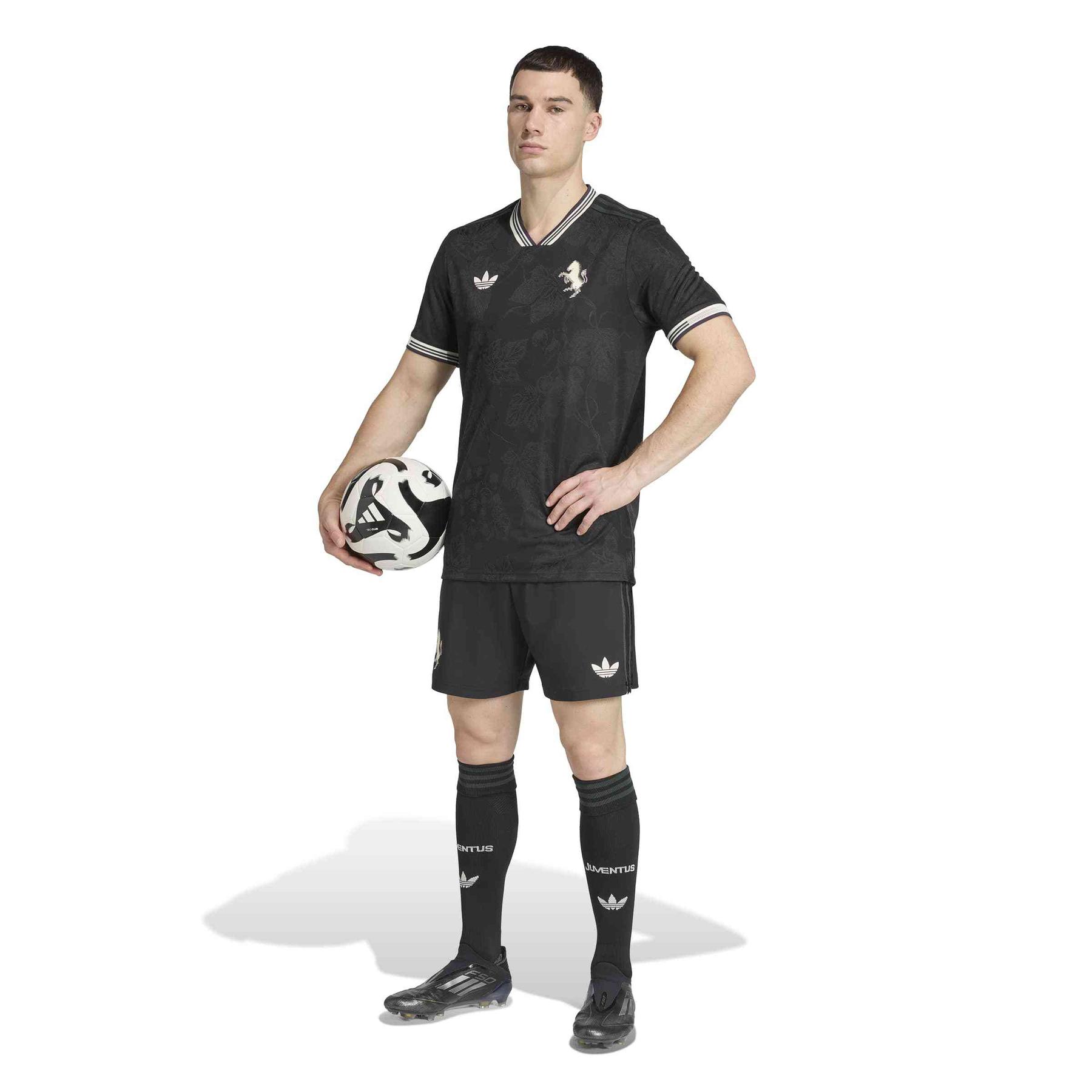 product/a/d/adidas_kc3459_5_apparel_on_model_standard_outfit_view_white.jpg