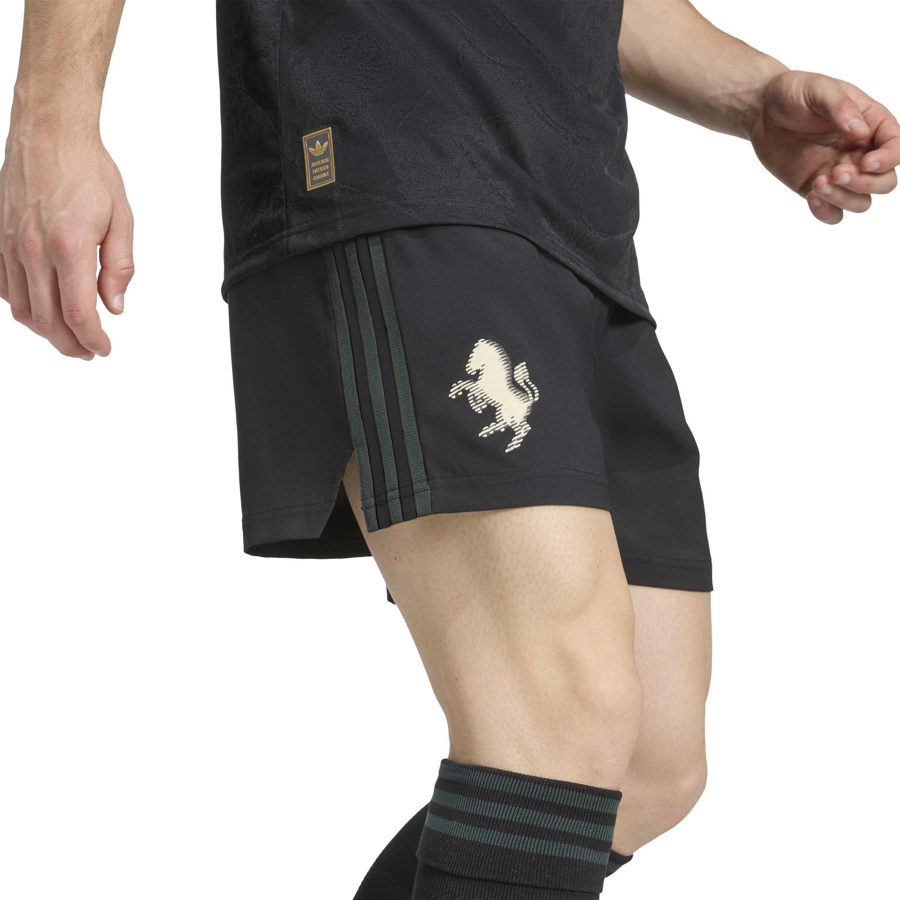 product/a/d/adidas_kc3459_7_apparel_on_model_detail_view_2_white.jpg
