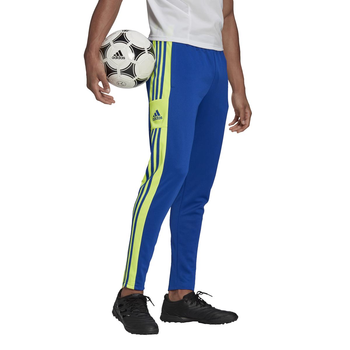 product/g/p/gp6451_app_on-model_walking_white.jpg
