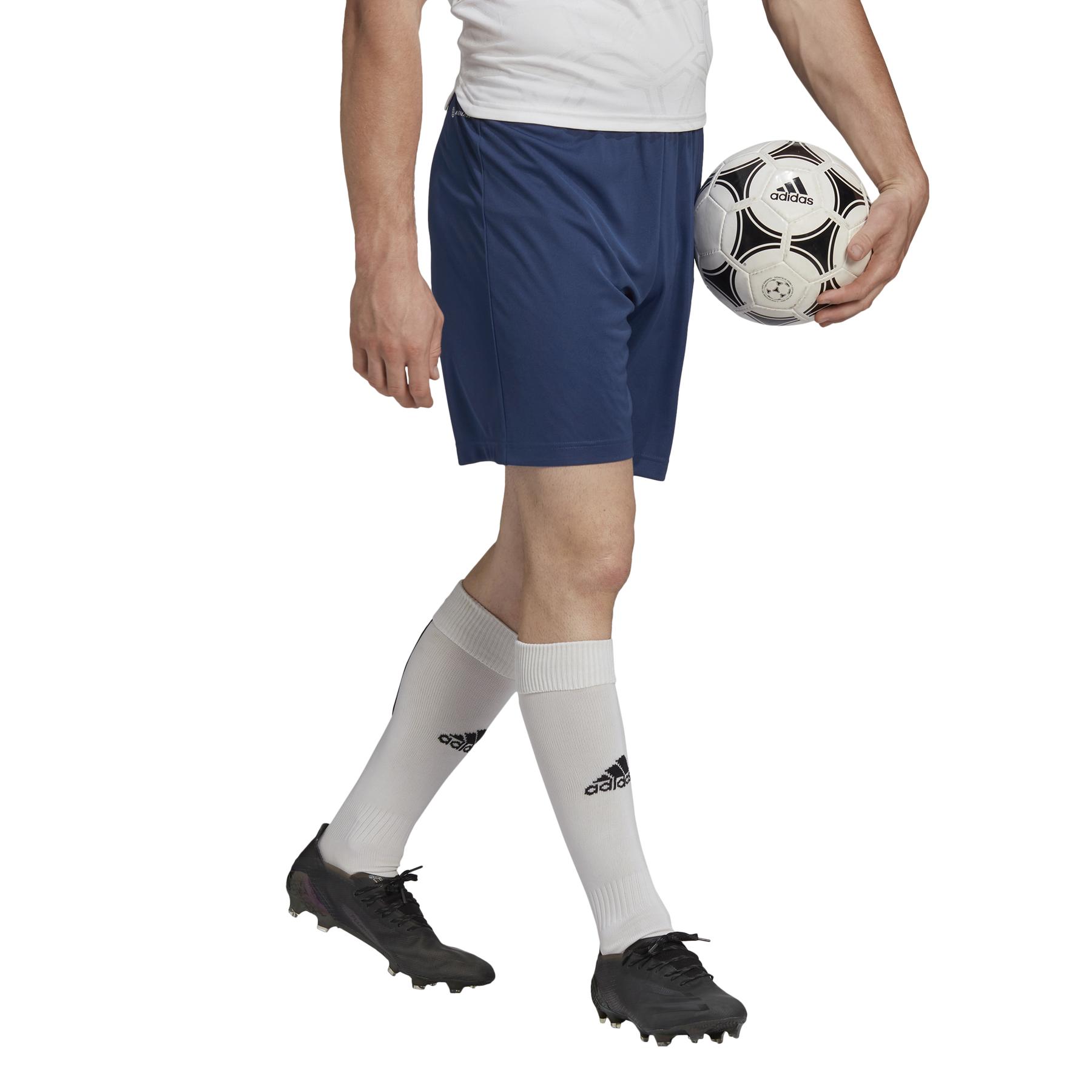 product/h/5/h57506_app_on-model_walking_white_1645106250.jpg