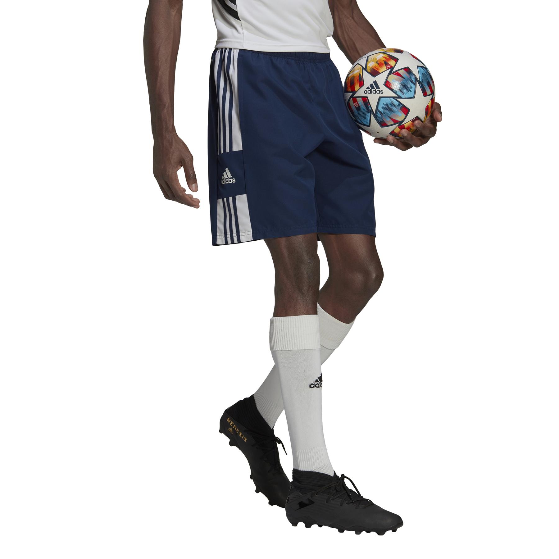 product/h/c/hc6281_app_on-model_walking_white_1645110334.jpg