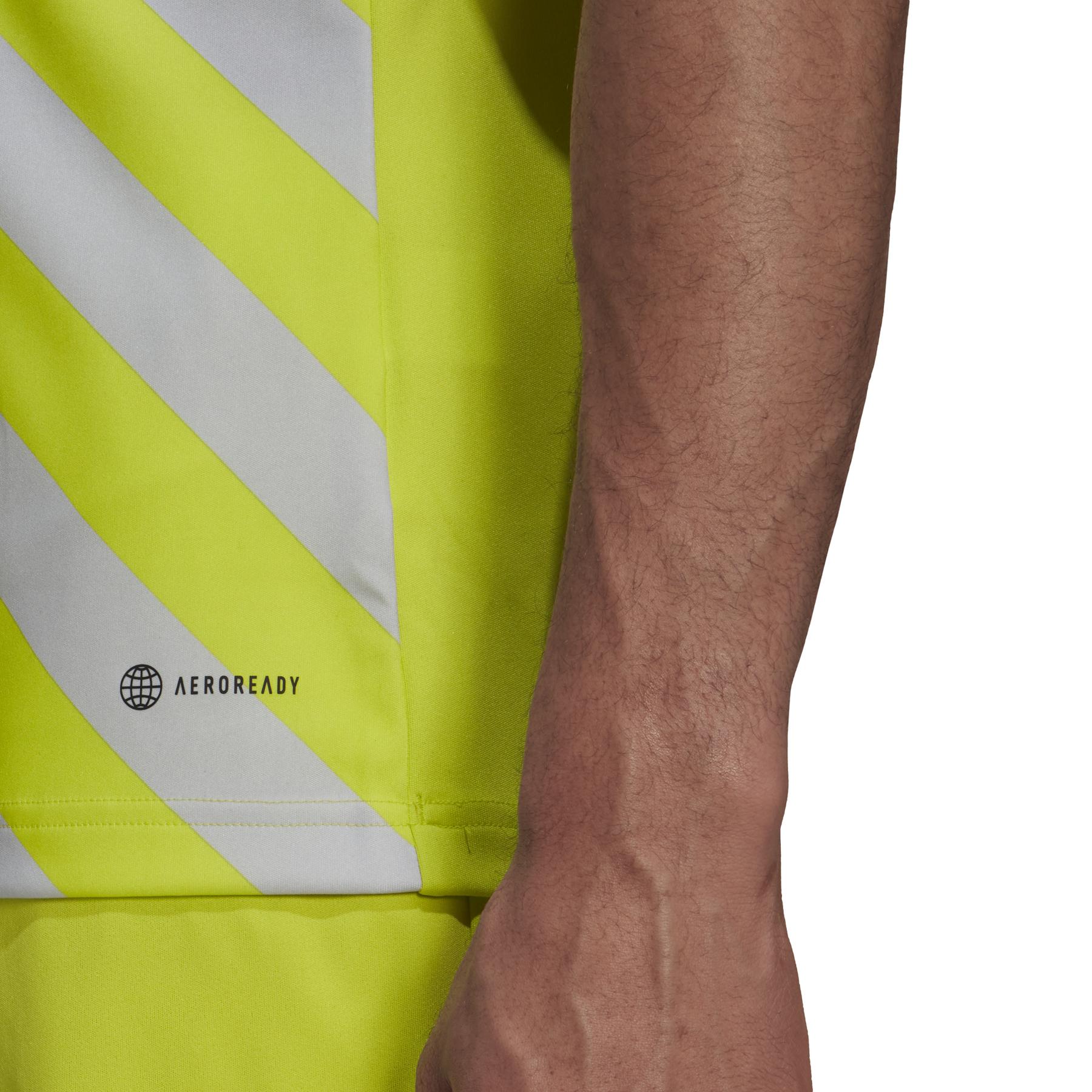 product/h/f/hf0118_app_on-model_detail-2_white.jpg