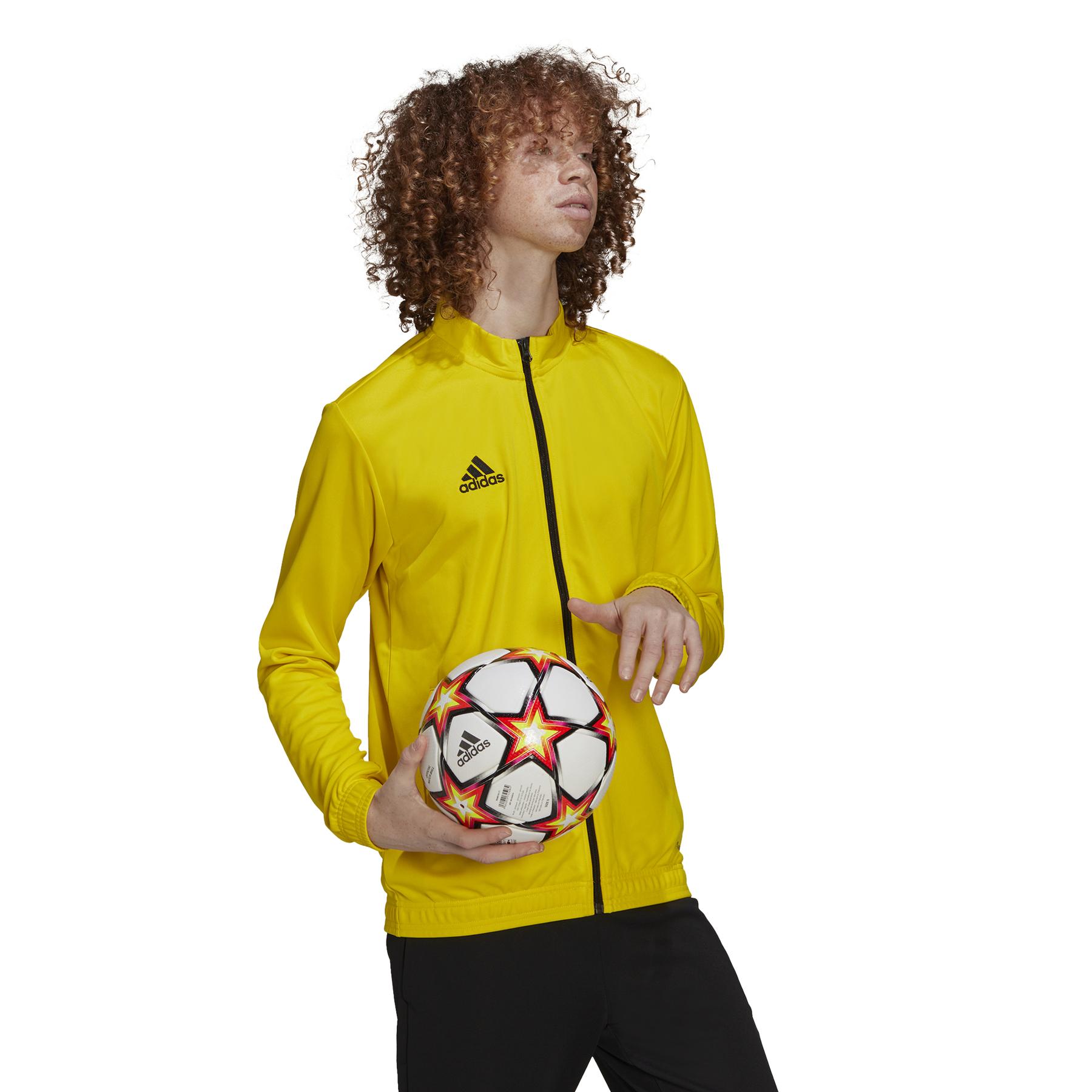 product/h/i/hi2134_app_on-model_walking_white_1645115674.jpg