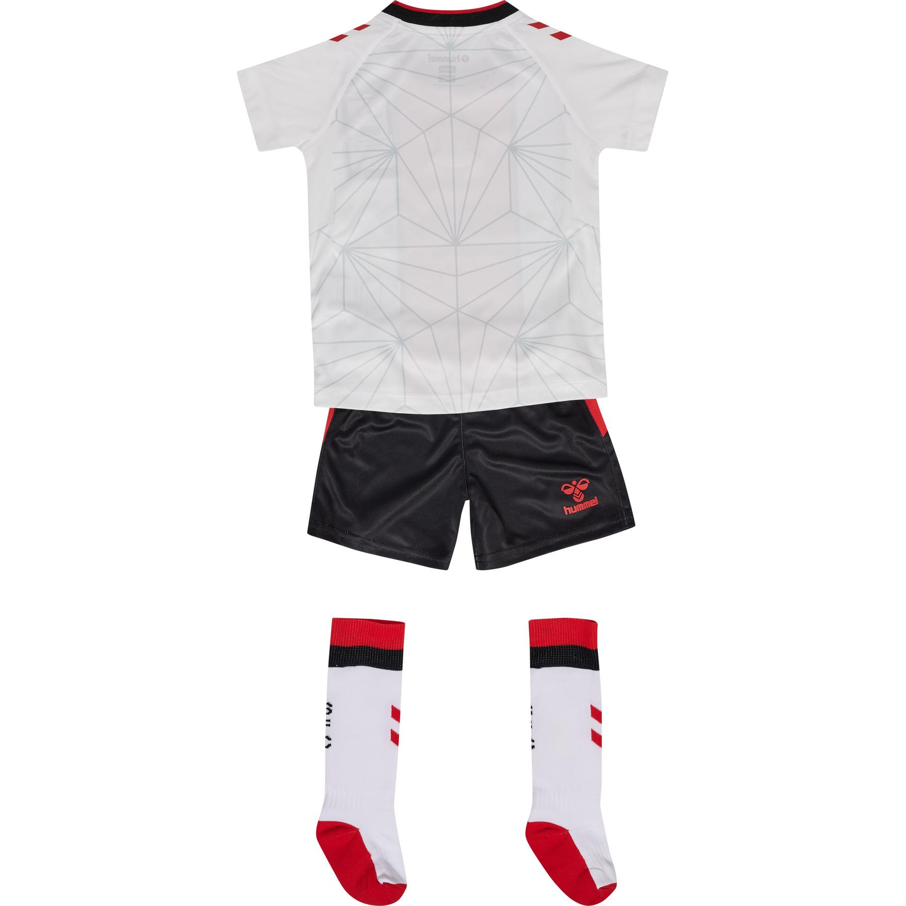product/h/u/hummel_217008-9134_white-red_2.jpg