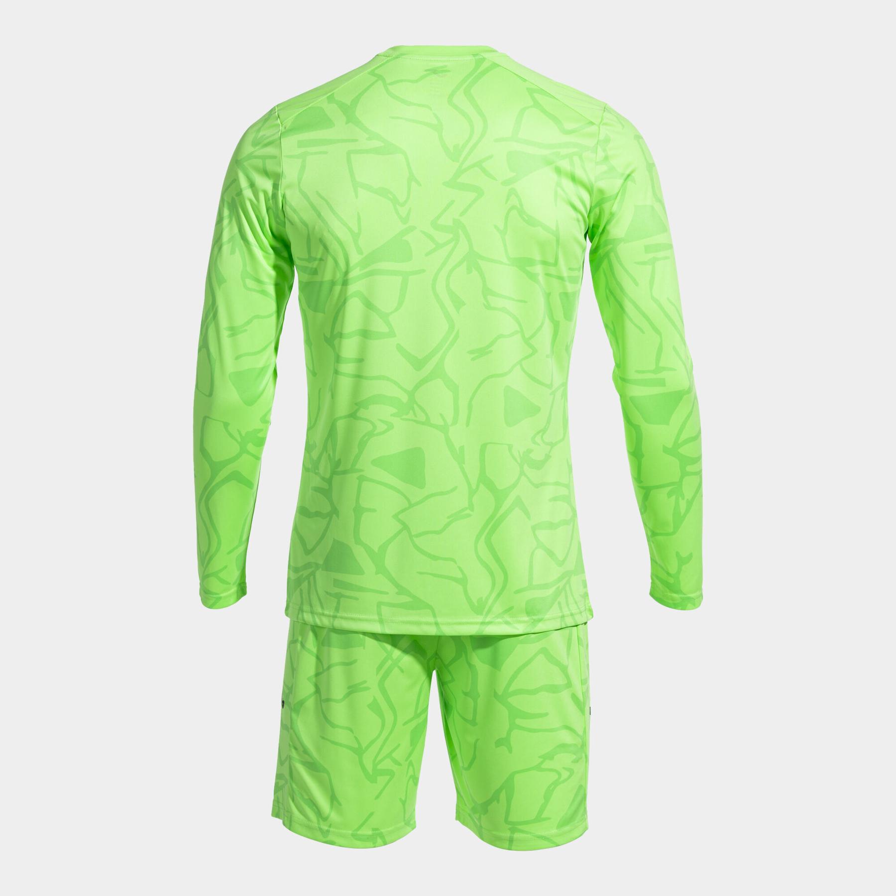 product/j/o/joma_103703.499_1.jpg