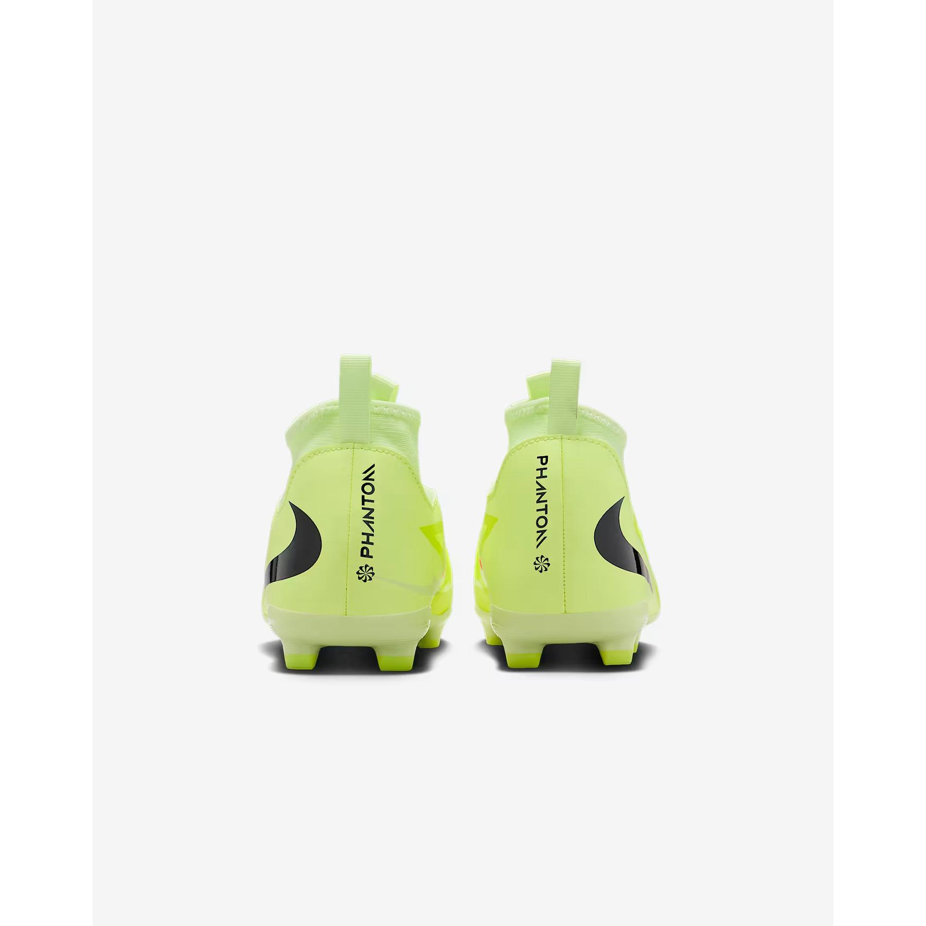 product/n/i/nike-hq2042-800-hyper-crimson-black-limelight-4.jpg