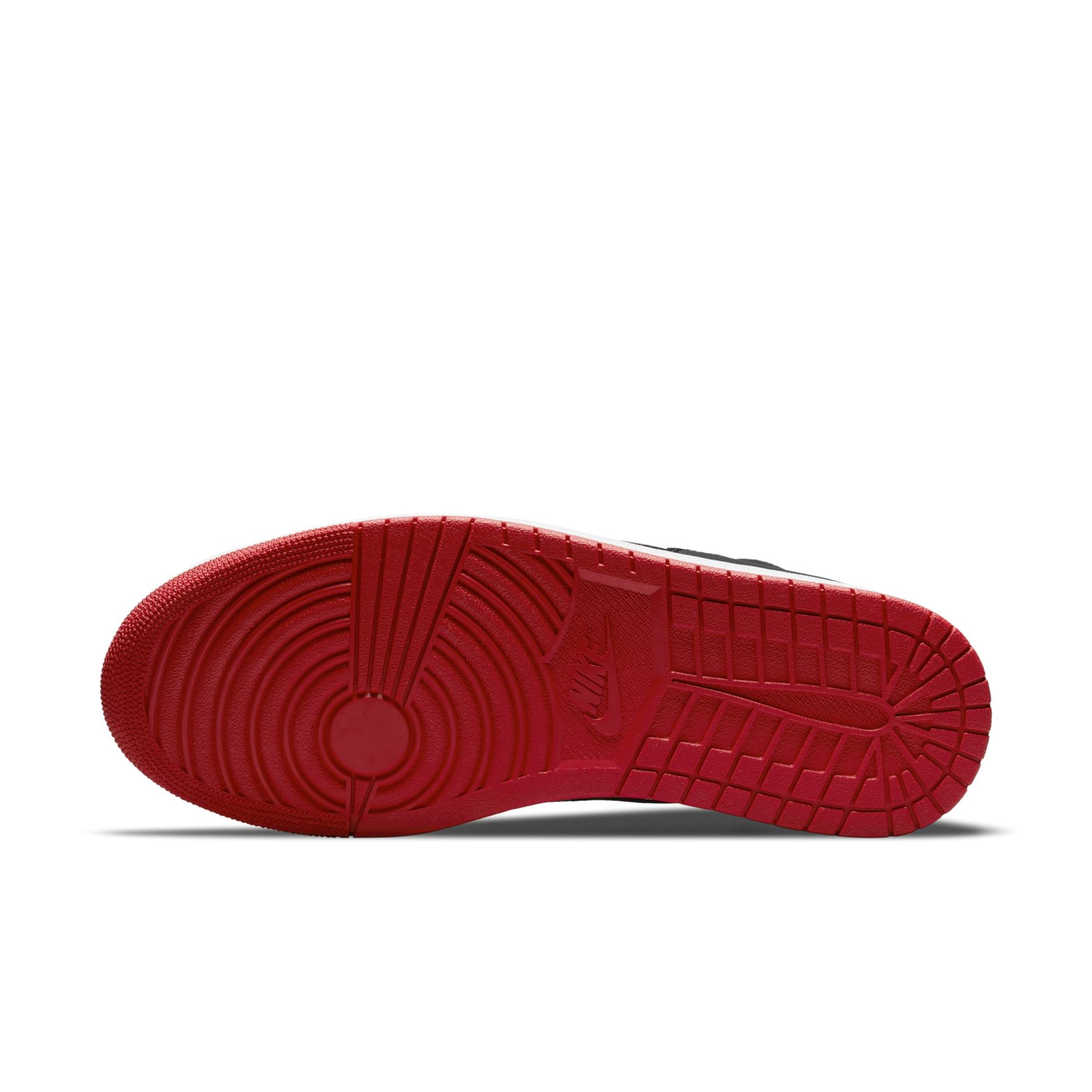 product/n/i/nike_ar3762-001-phsuh000.jpg