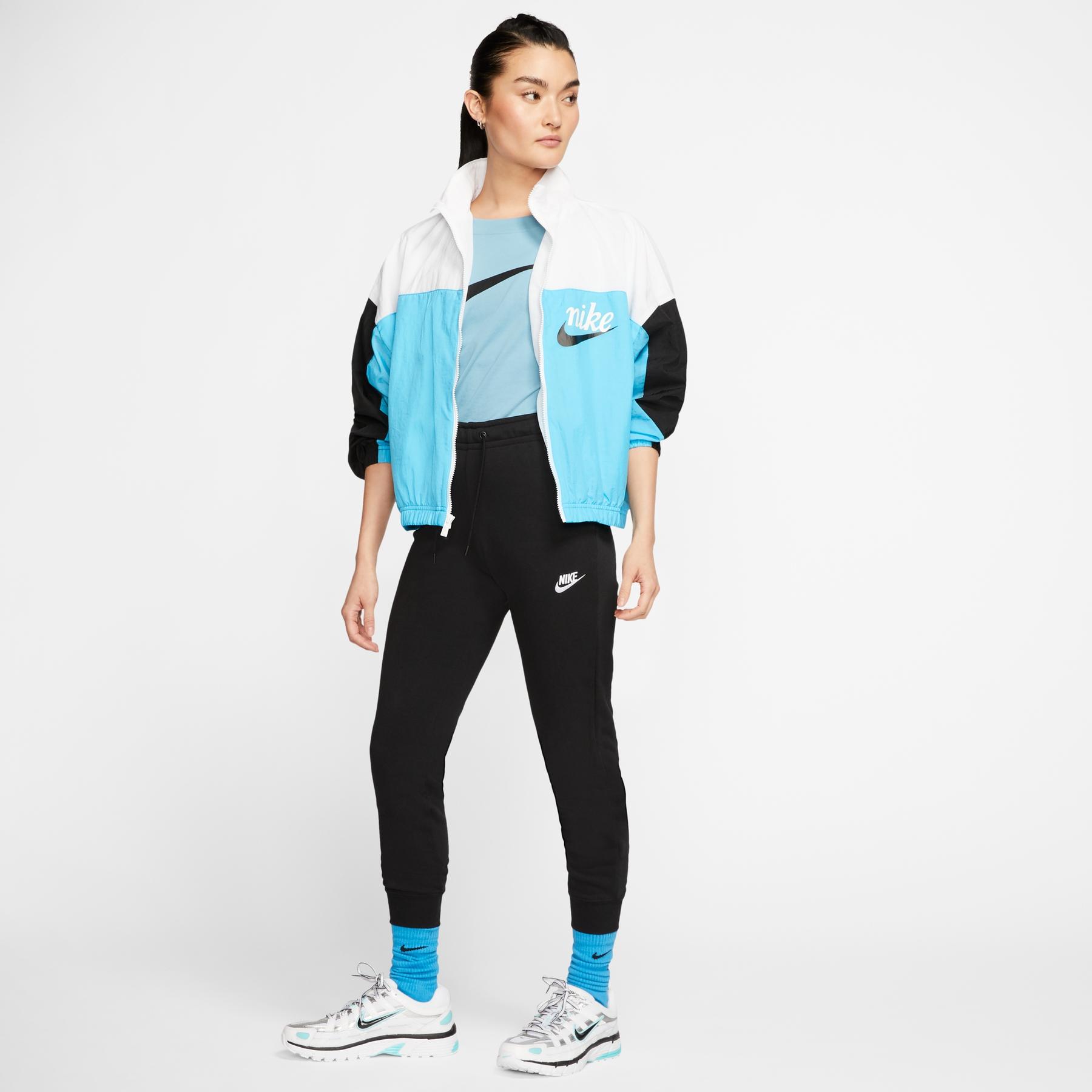 product/n/i/nike_bv4099-010-phsym002.jpg