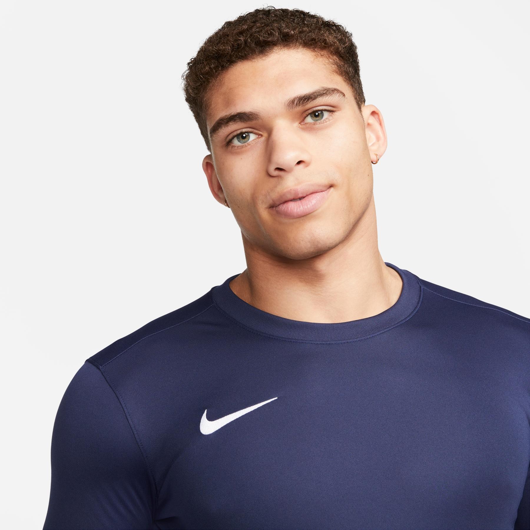 product/n/i/nike_bv6706-410-phsym001-nw121324.jpg