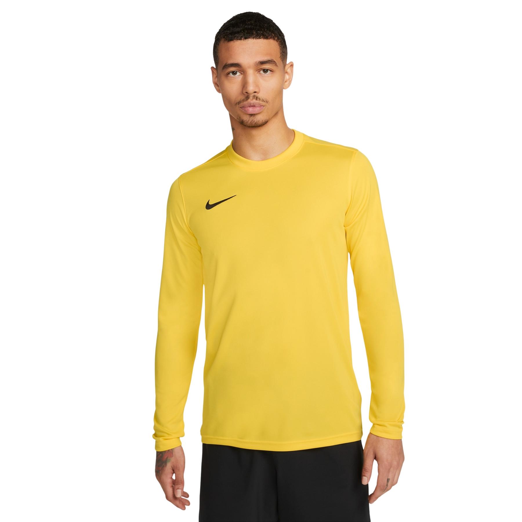 product/n/i/nike_bv6706-719-phsfm001-nw121324.jpg