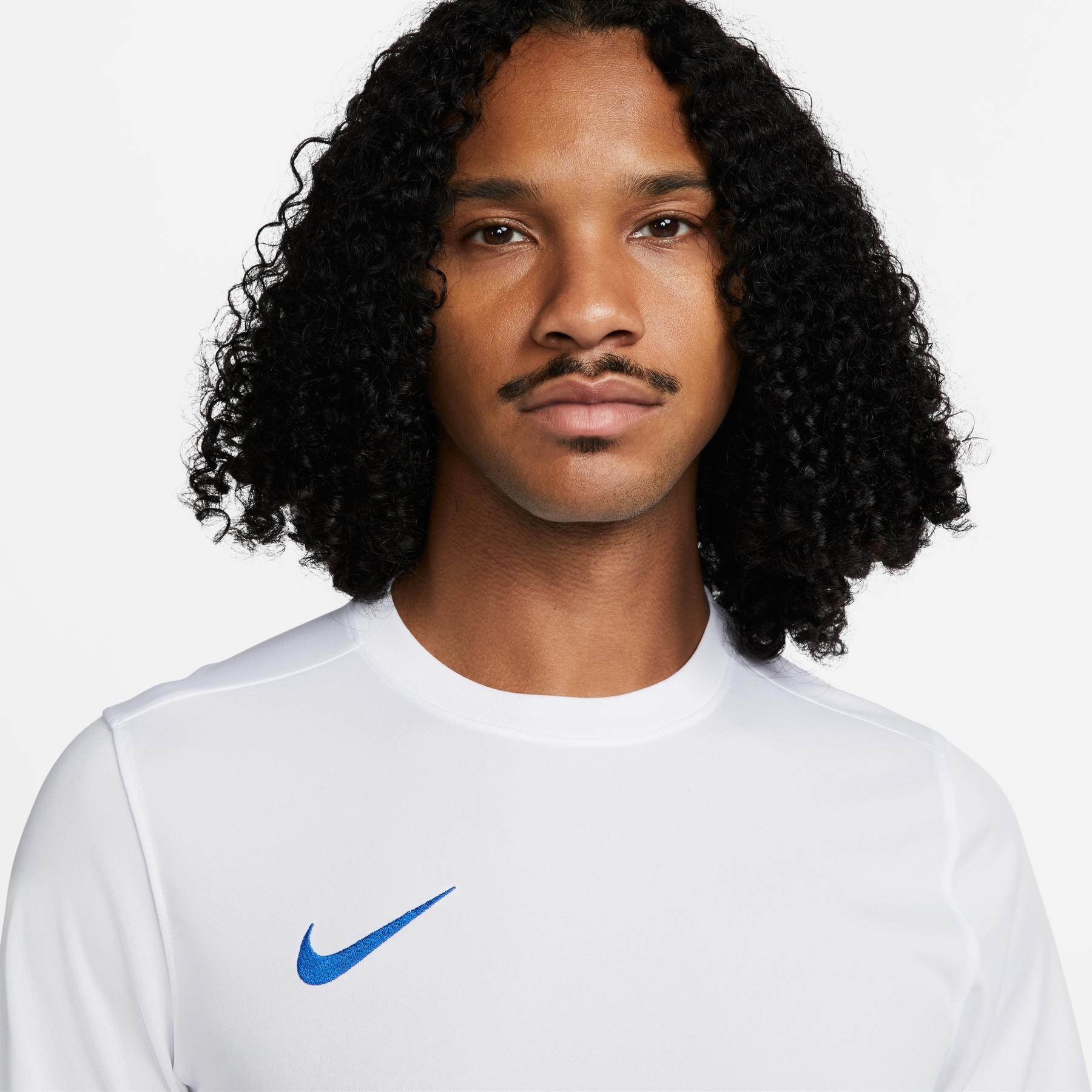 product/n/i/nike_bv6708-102-phsym001_new.jpg