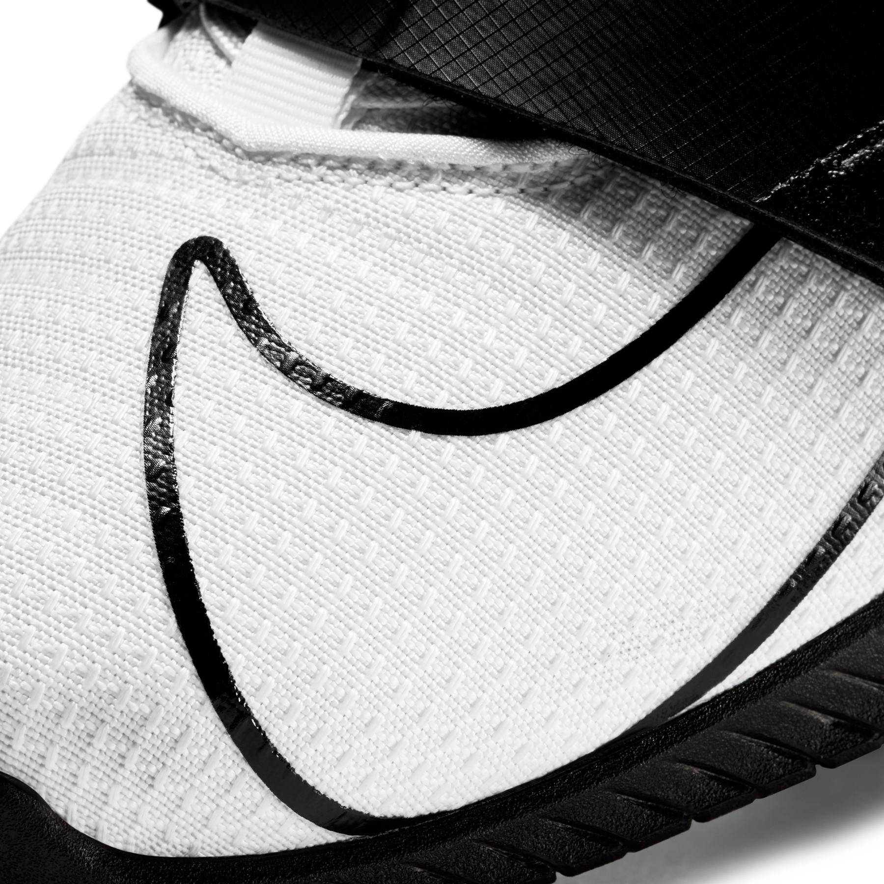 product/n/i/nike_cd3463-101-phsyd002.jpg