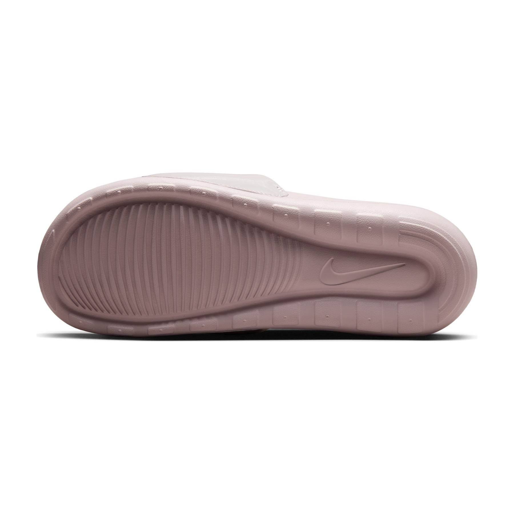 product/n/i/nike_cn9677-008-phsuh000.jpg