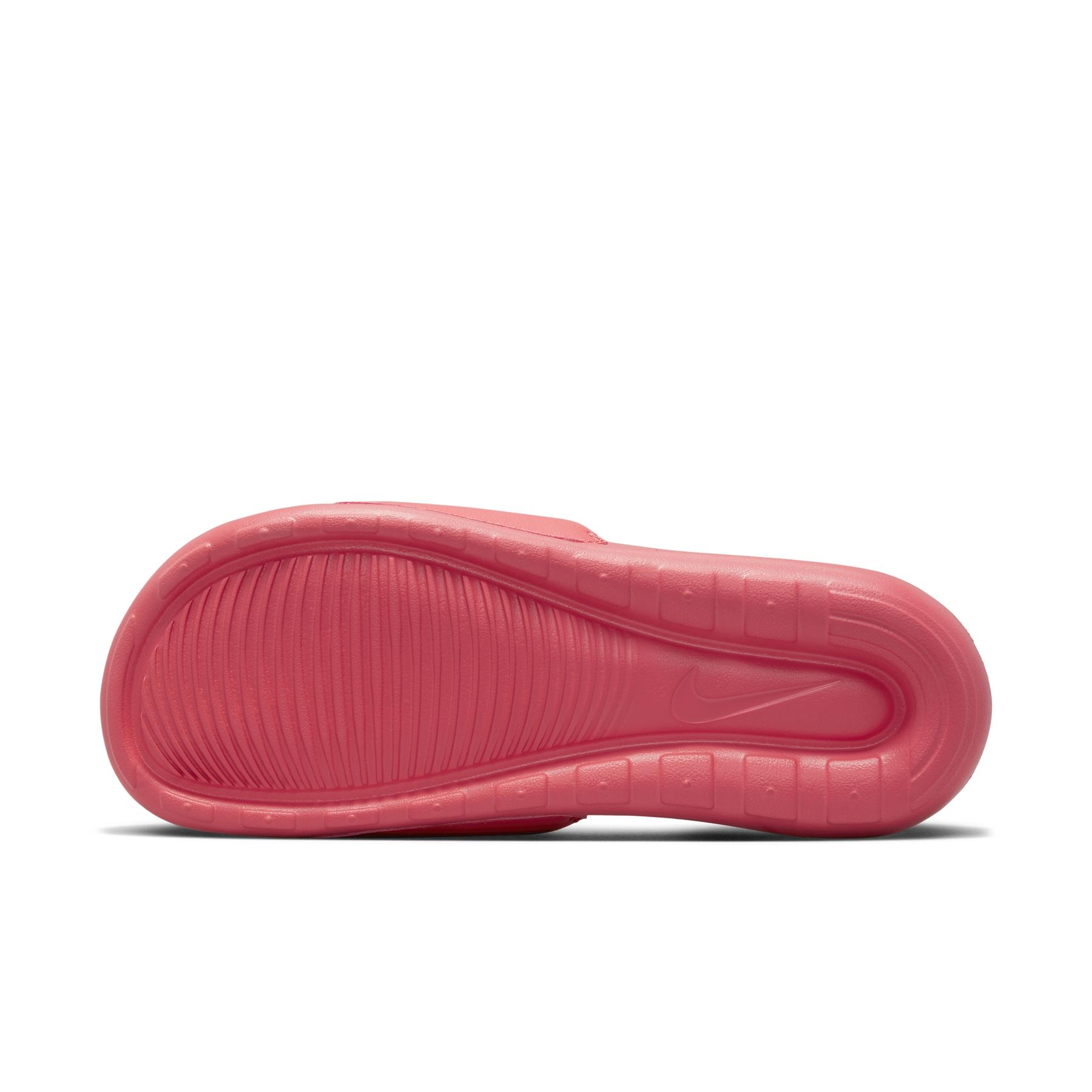 product/n/i/nike_cn9677-802_c_prem.jpg