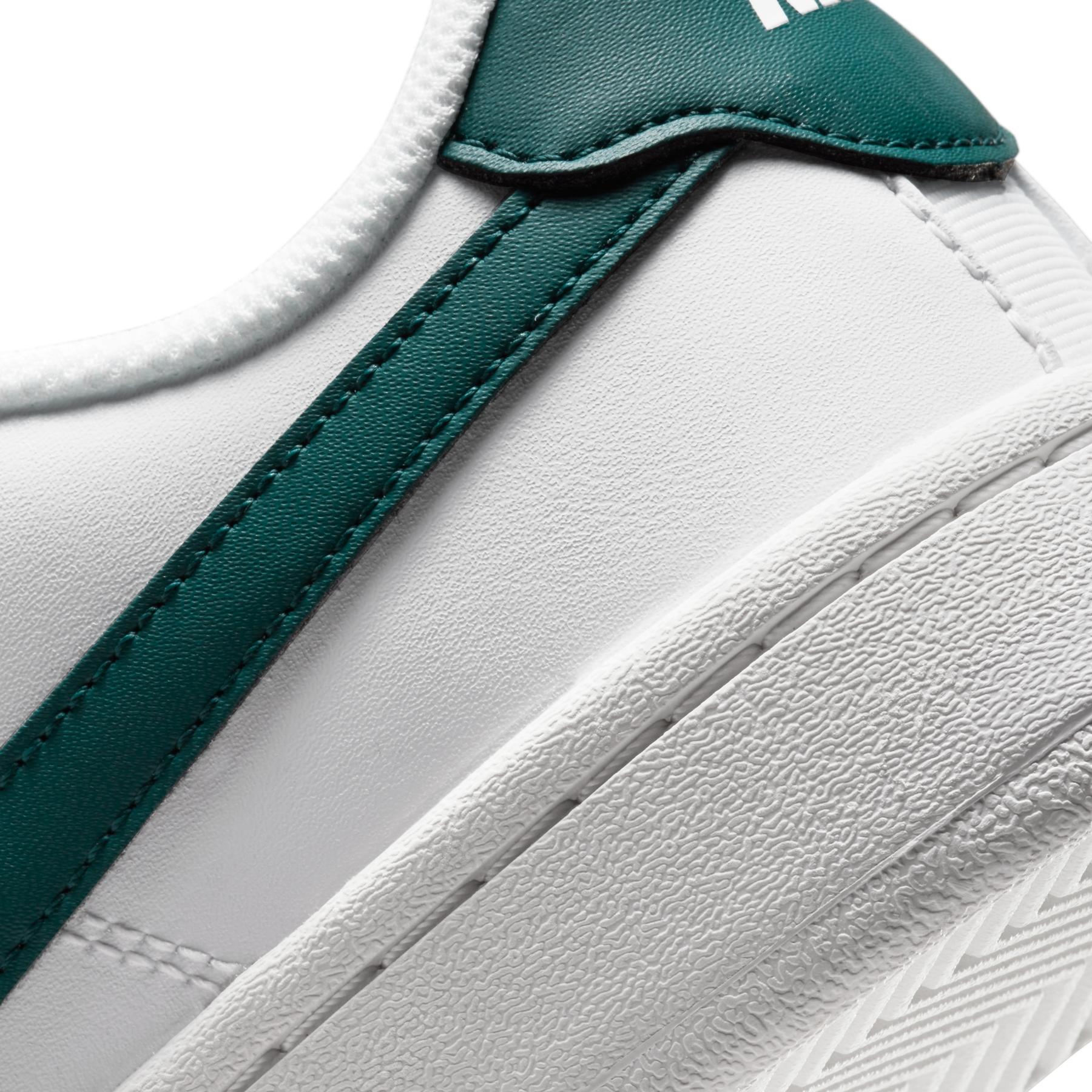 product/n/i/nike_cq9246-105-phsyd002.jpg