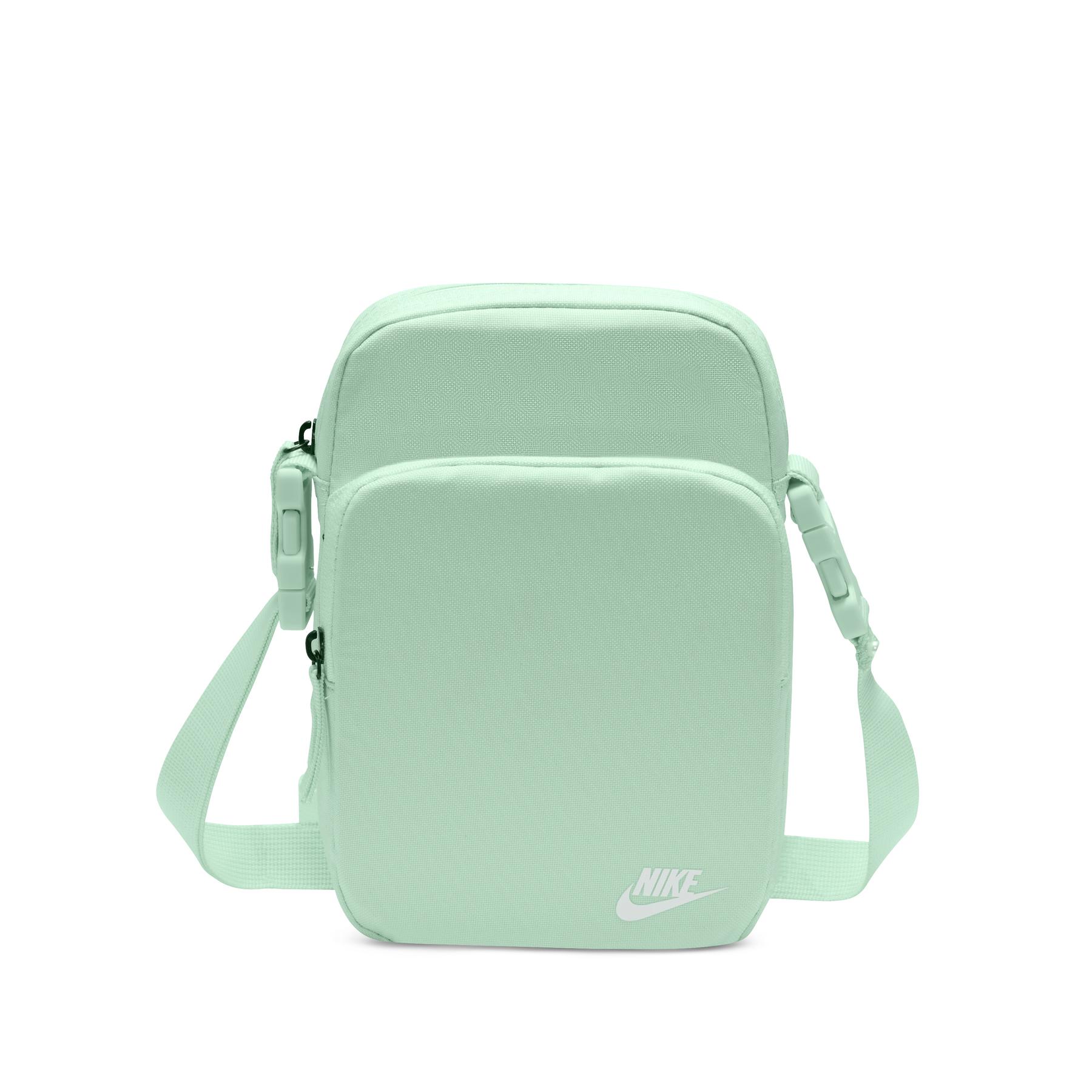 product/n/i/nike_db0456-353_mint-foam-mint-foam-summit-white_4.jpg
