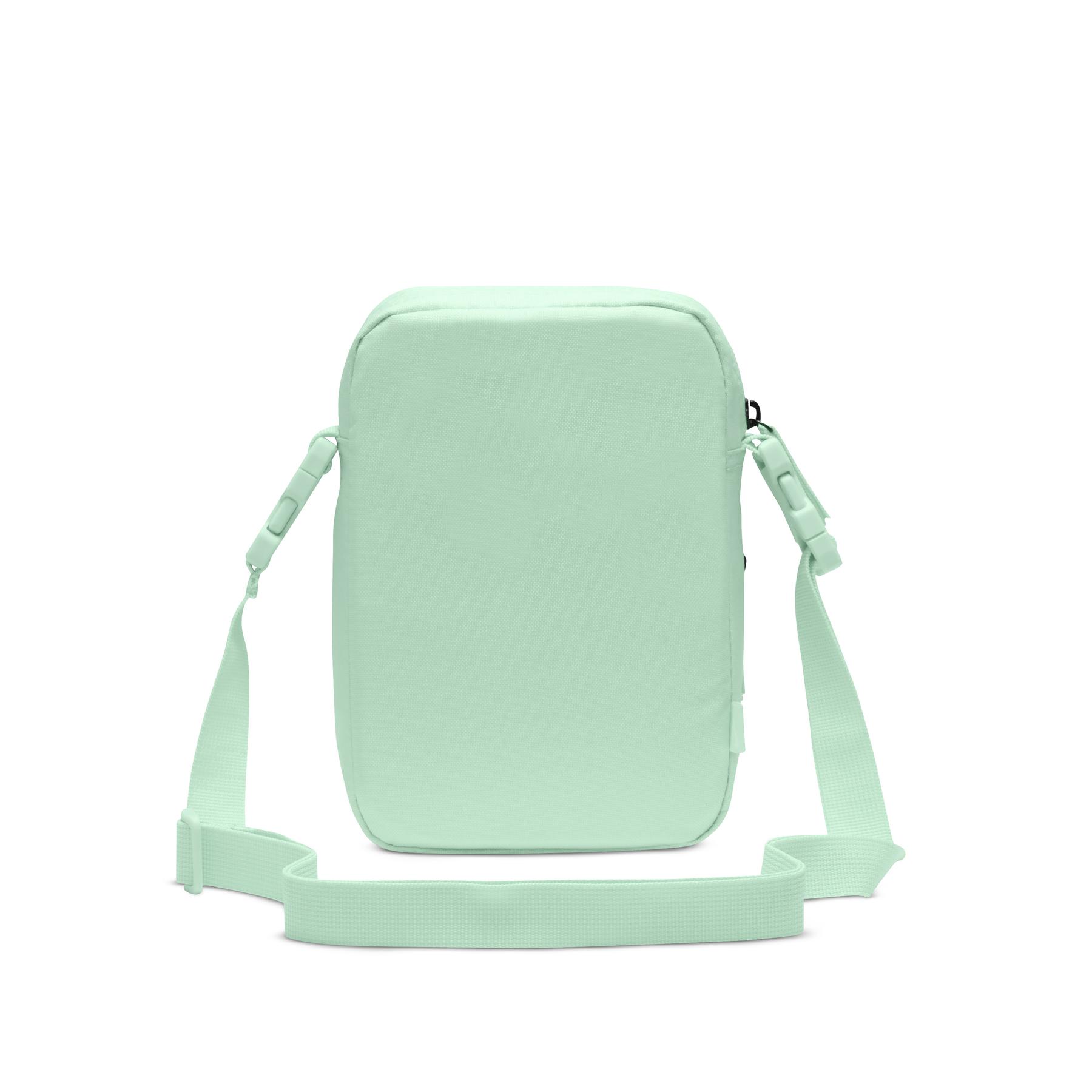 product/n/i/nike_db0456-353_mint-foam-mint-foam-summit-white_7.jpg