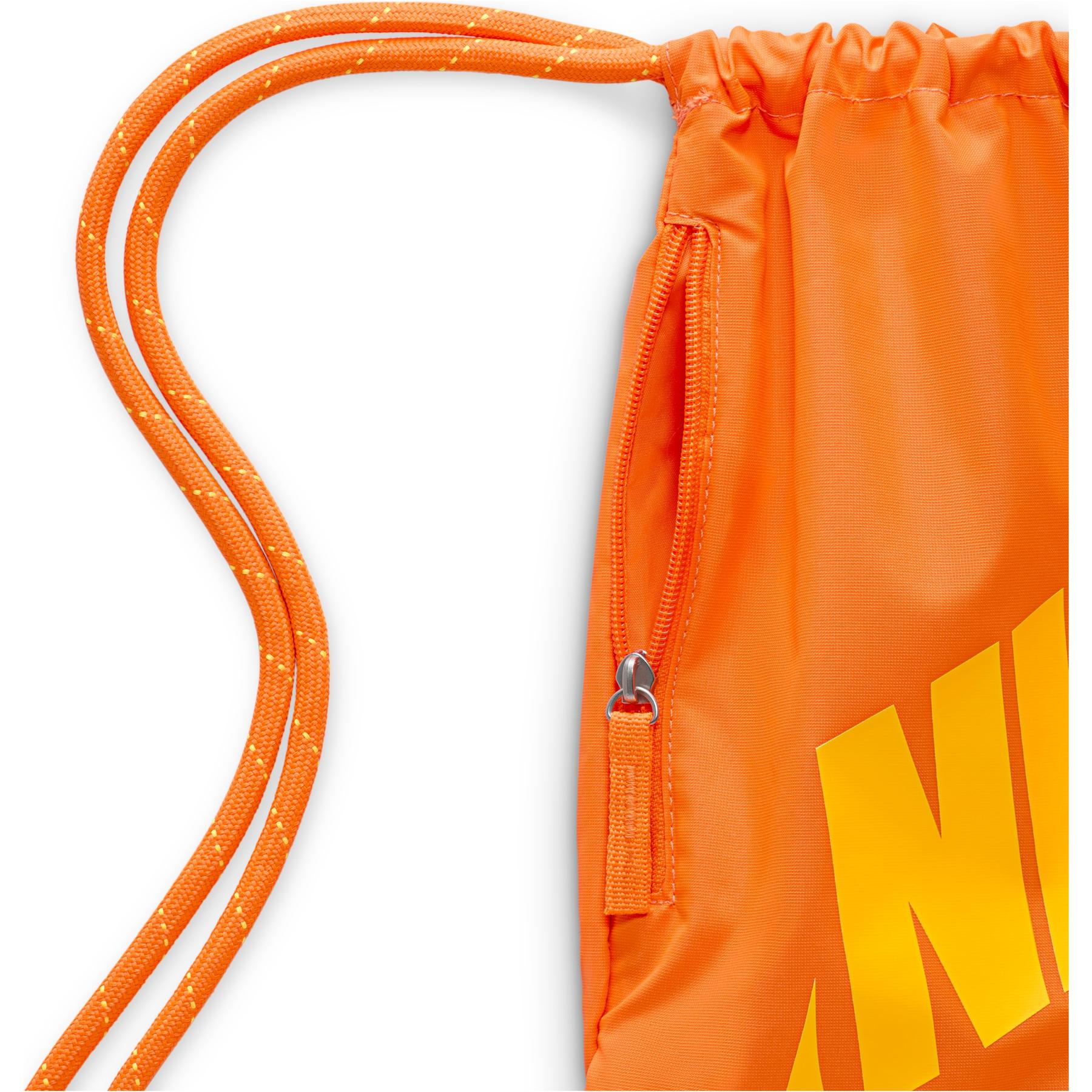 product/n/i/nike_dc4245-803-phsyd002.jpg