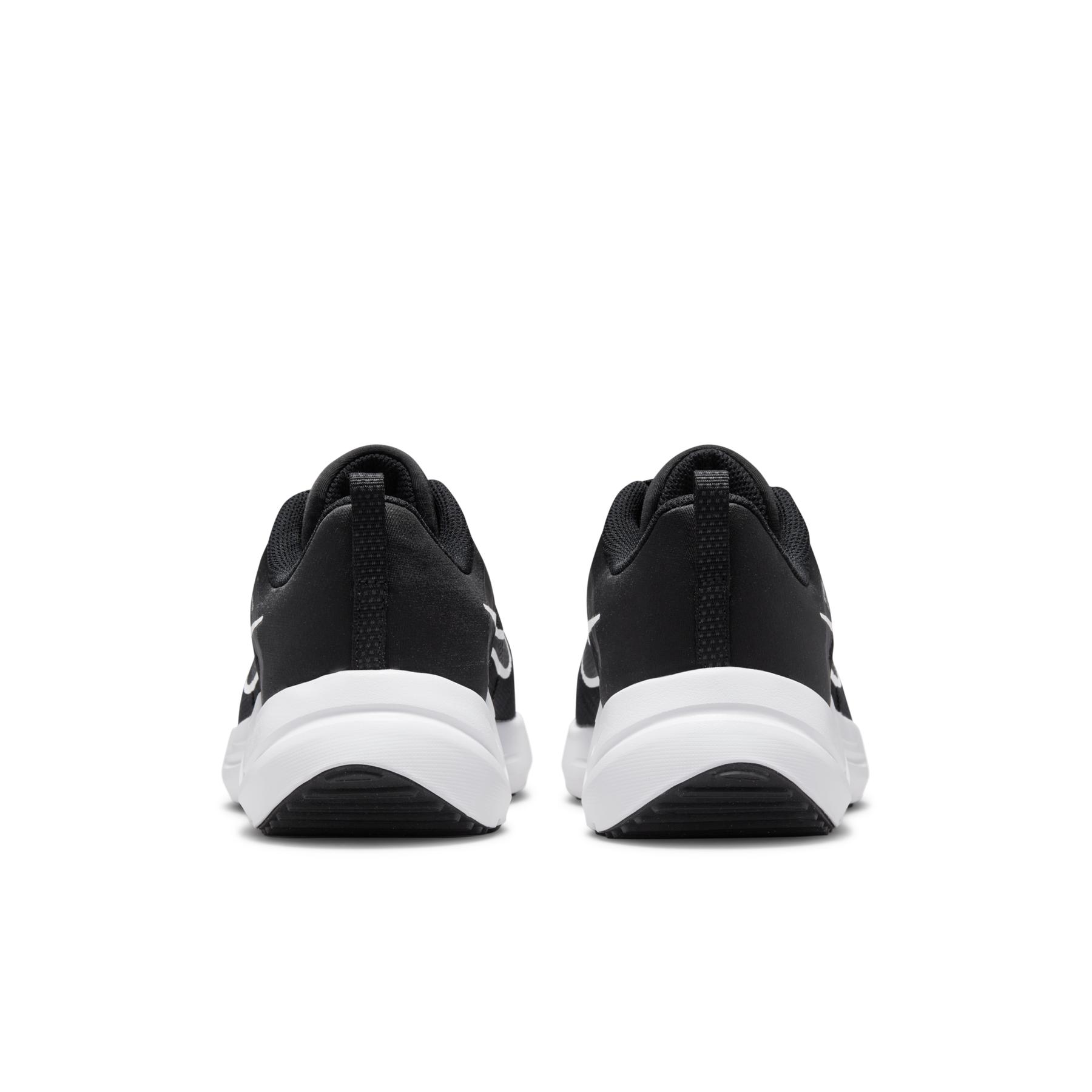 product/n/i/nike_dd9294-001-phcbh000.jpg