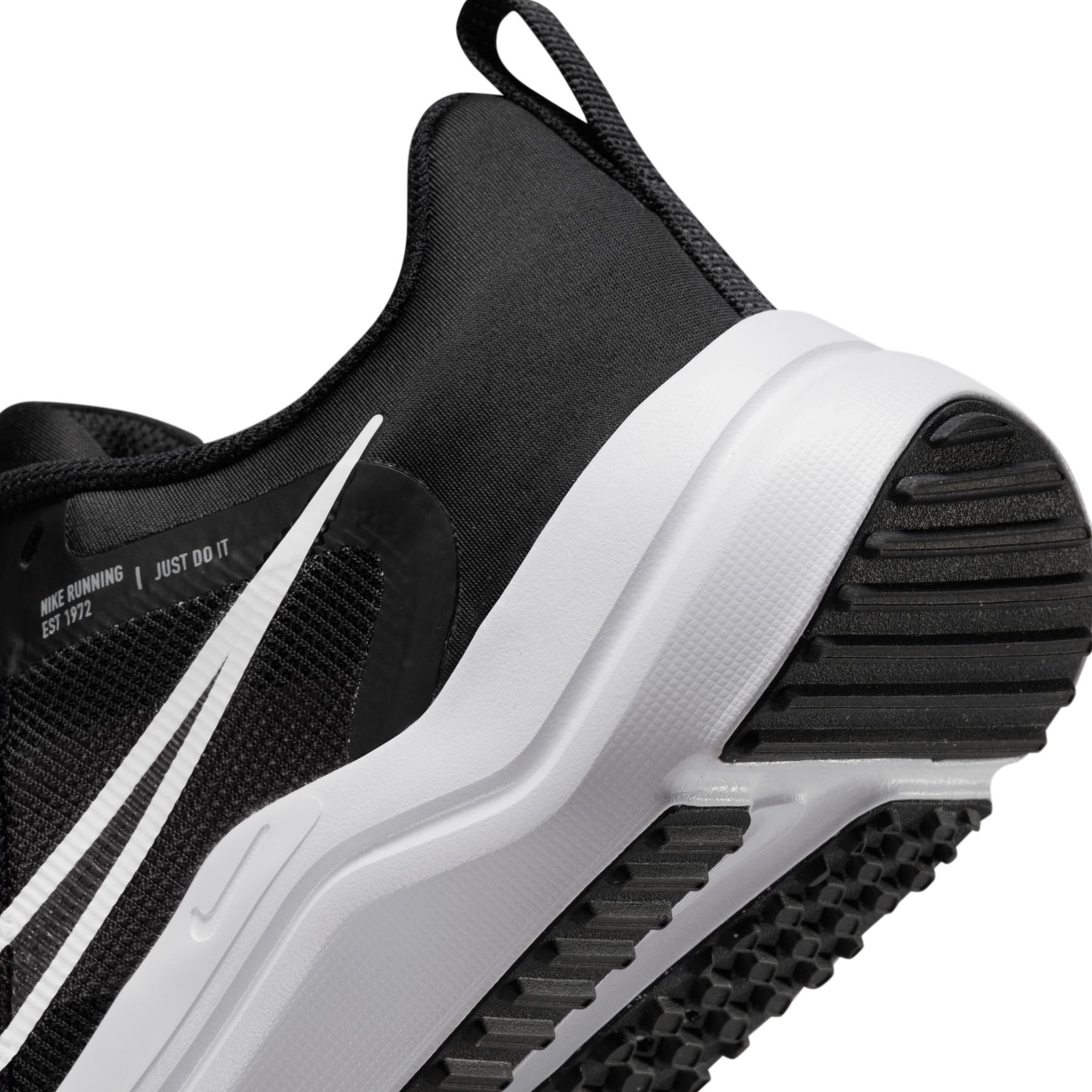 product/n/i/nike_dd9294-001-phsyd002.jpg