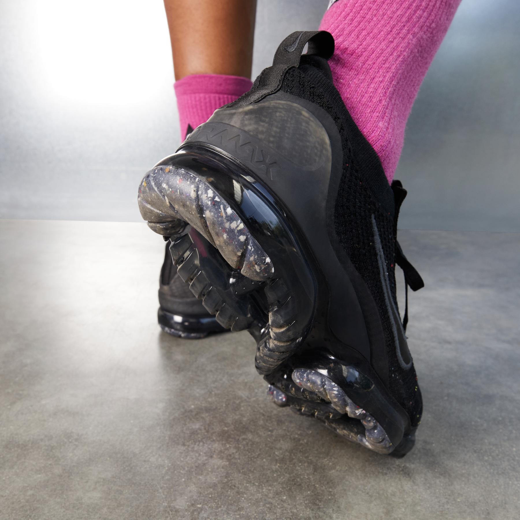 product/n/i/nike_dh4084-001-phsym001.jpg