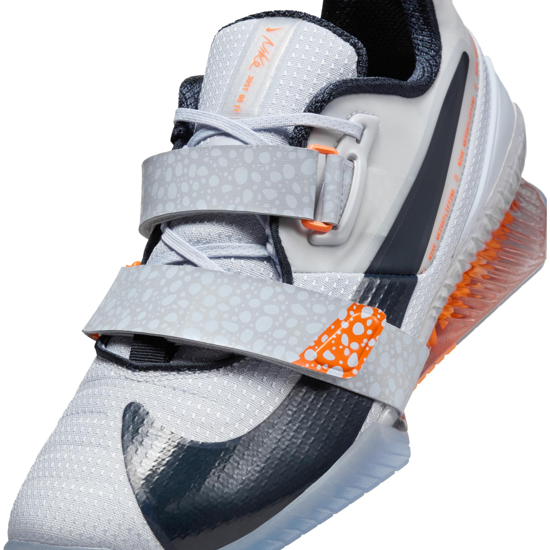 product/n/i/nike_dj4487-900-phsyd001.jpg