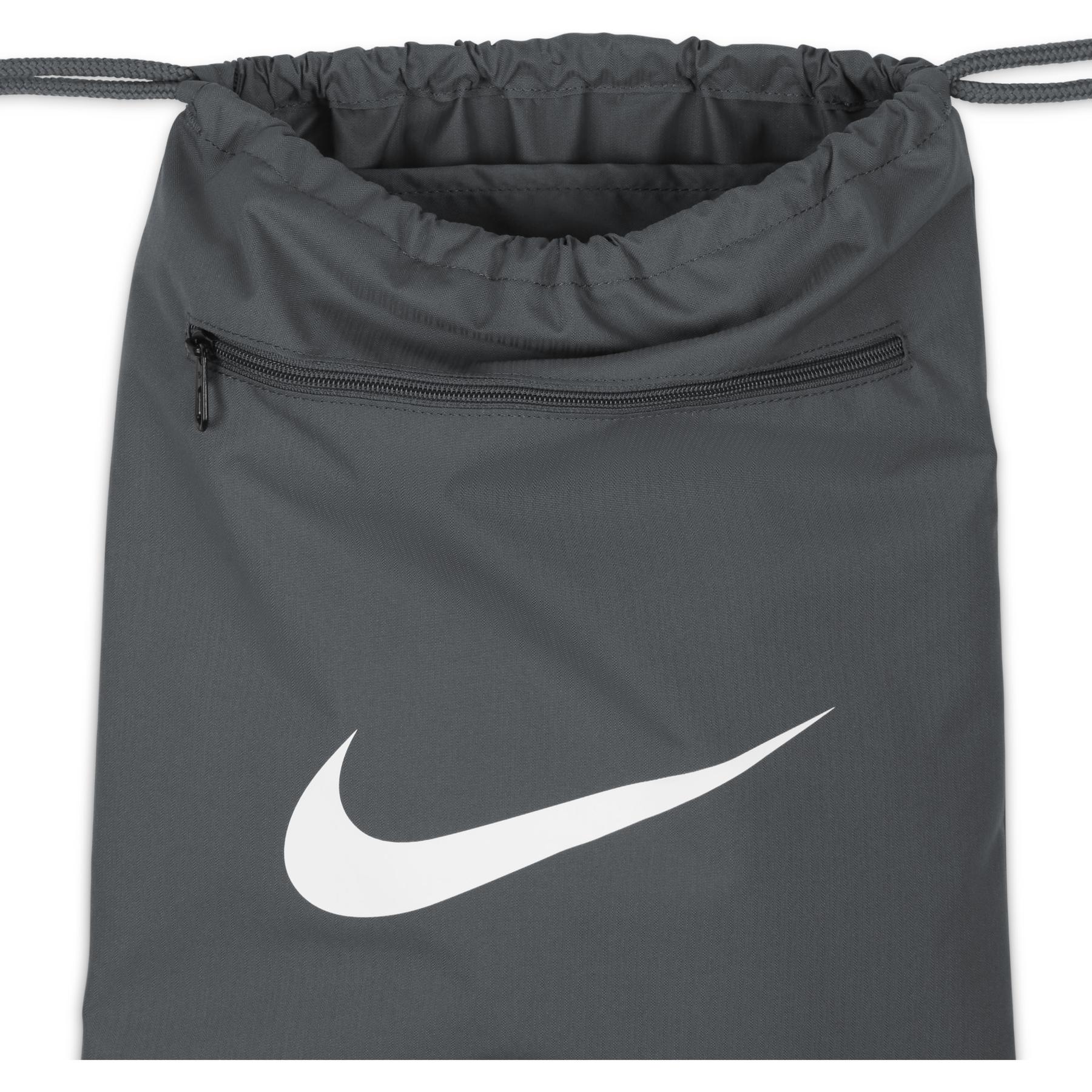 product/n/i/nike_dm3978-068-phsyd001.jpg