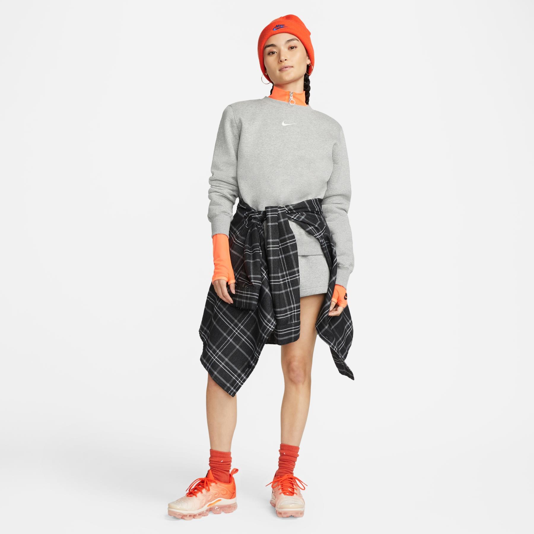 product/n/i/nike_dq5751-063-phsym005_082824.jpg