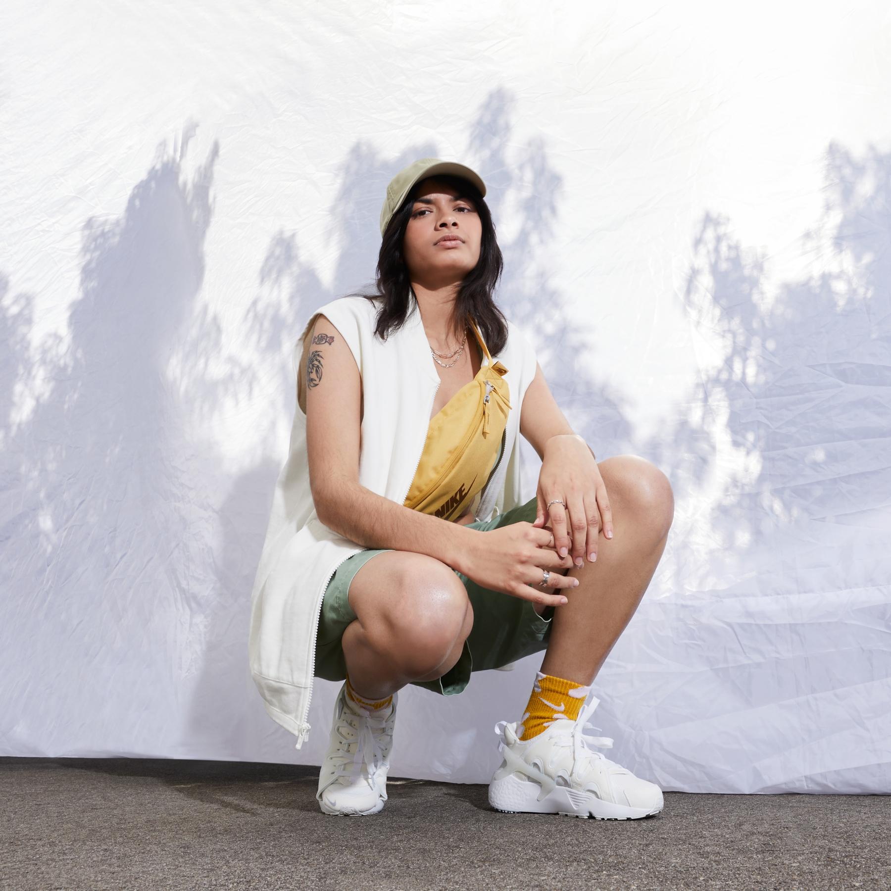 product/n/i/nike_dq8031-102-phsym001.jpg