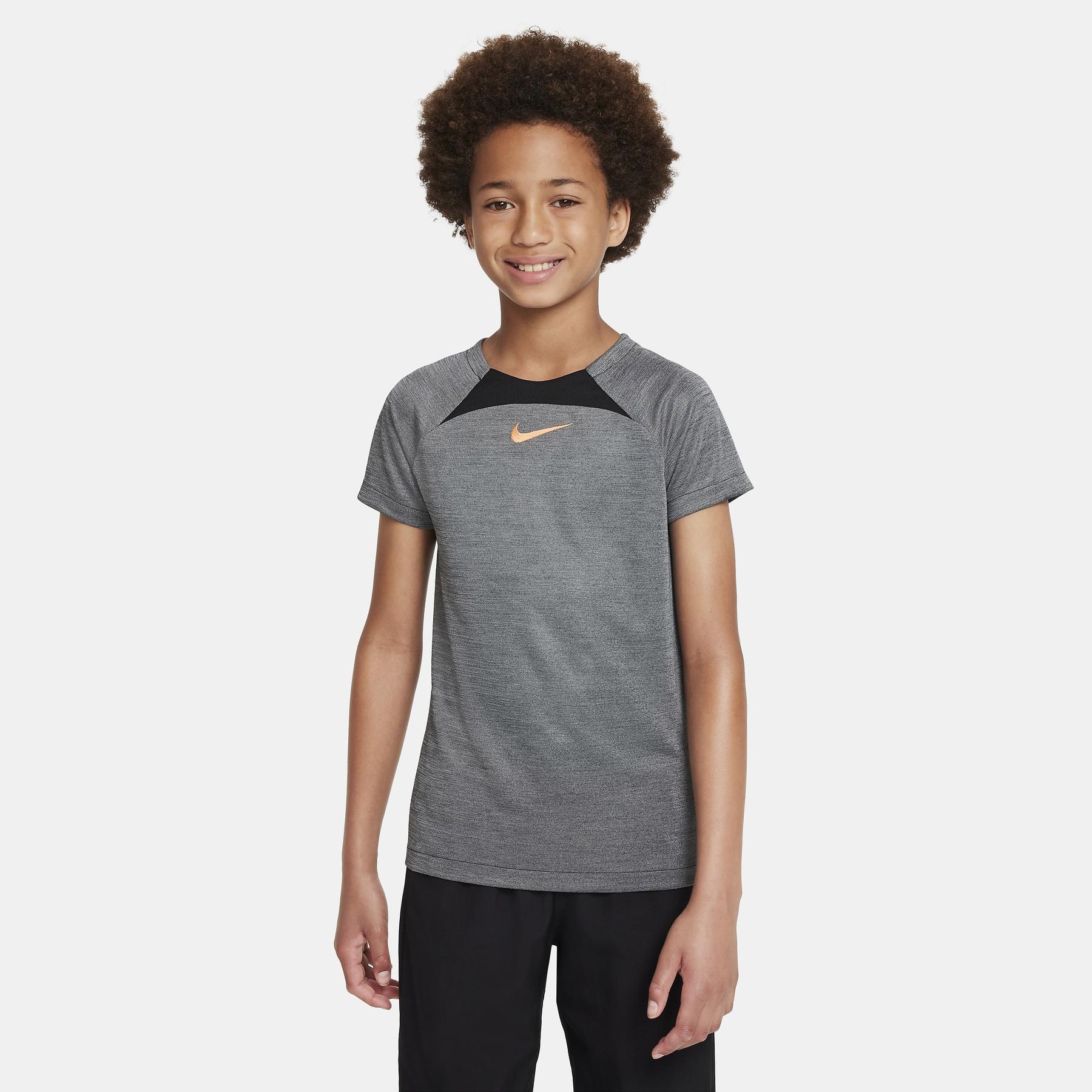 product/n/i/nike_dq8901-010_a.jpg