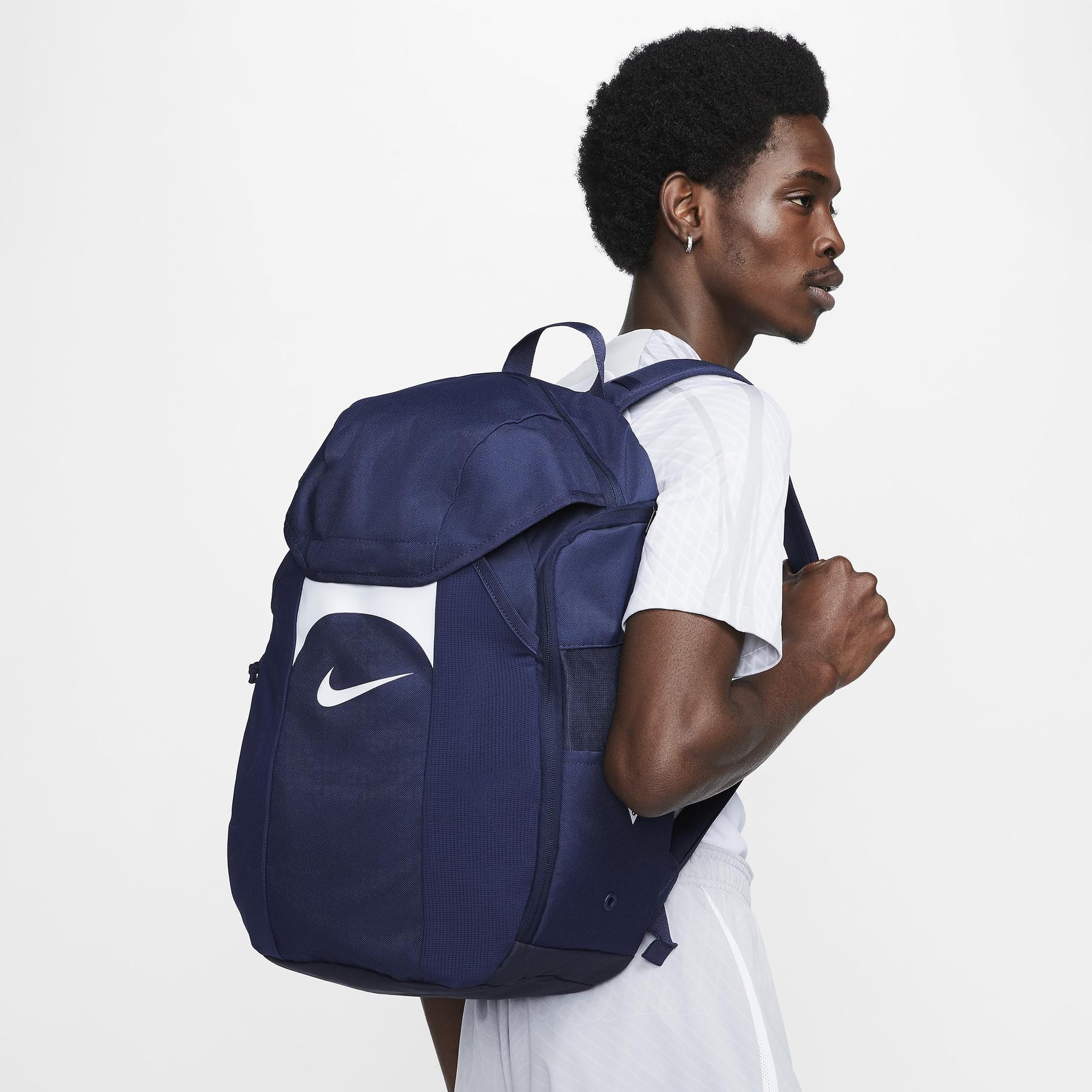 product/n/i/nike_dv0761-410_b.jpg