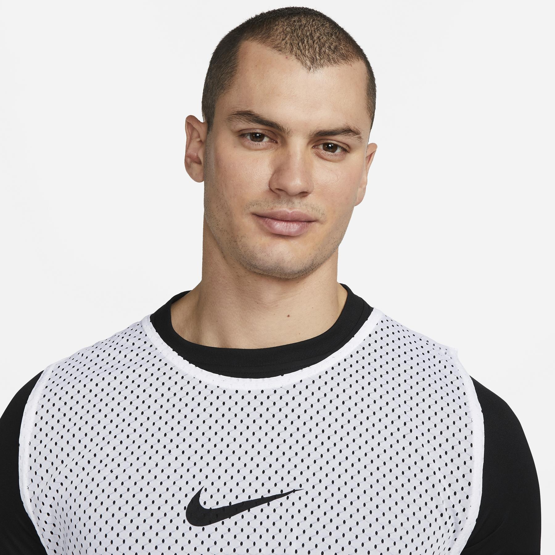product/n/i/nike_dv7425-100_c_prem.jpg