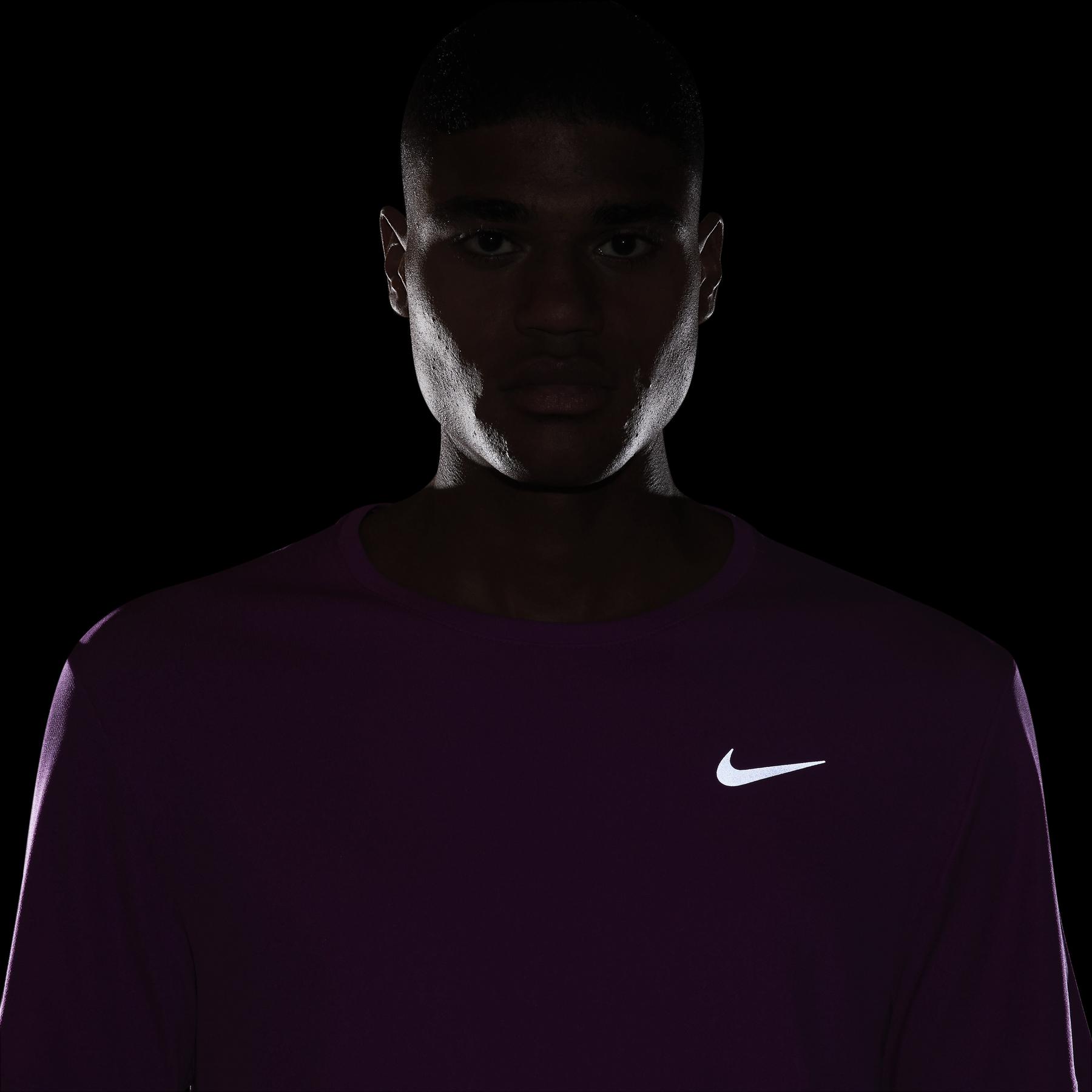product/n/i/nike_dv9315-551_vivid-purple-reflective-silv_5.jpg