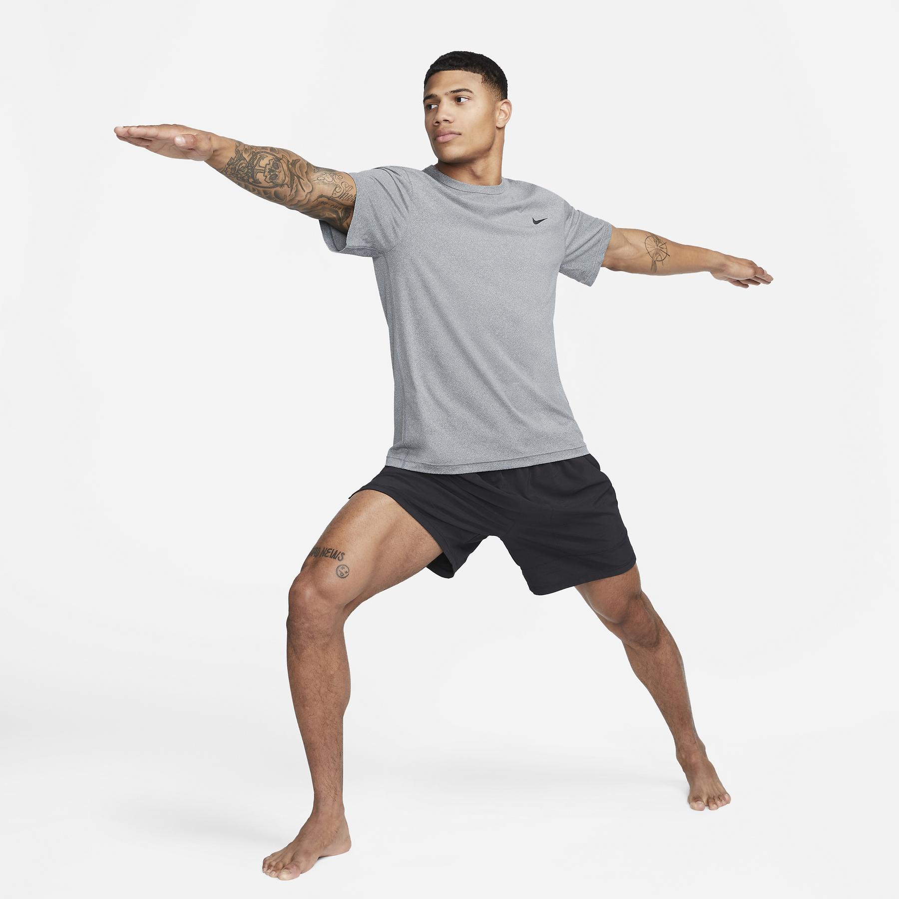 product/n/i/nike_dv9839-097_d_prem.jpg