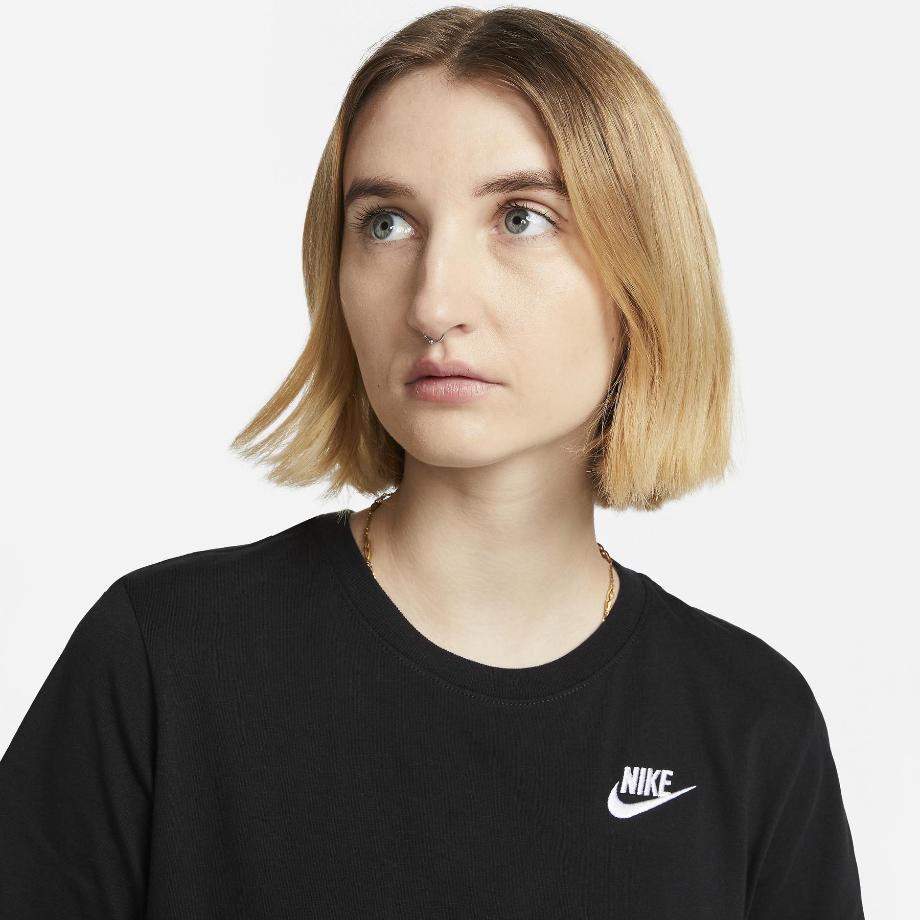 product/n/i/nike_dx7902-010_c_prem.jpg