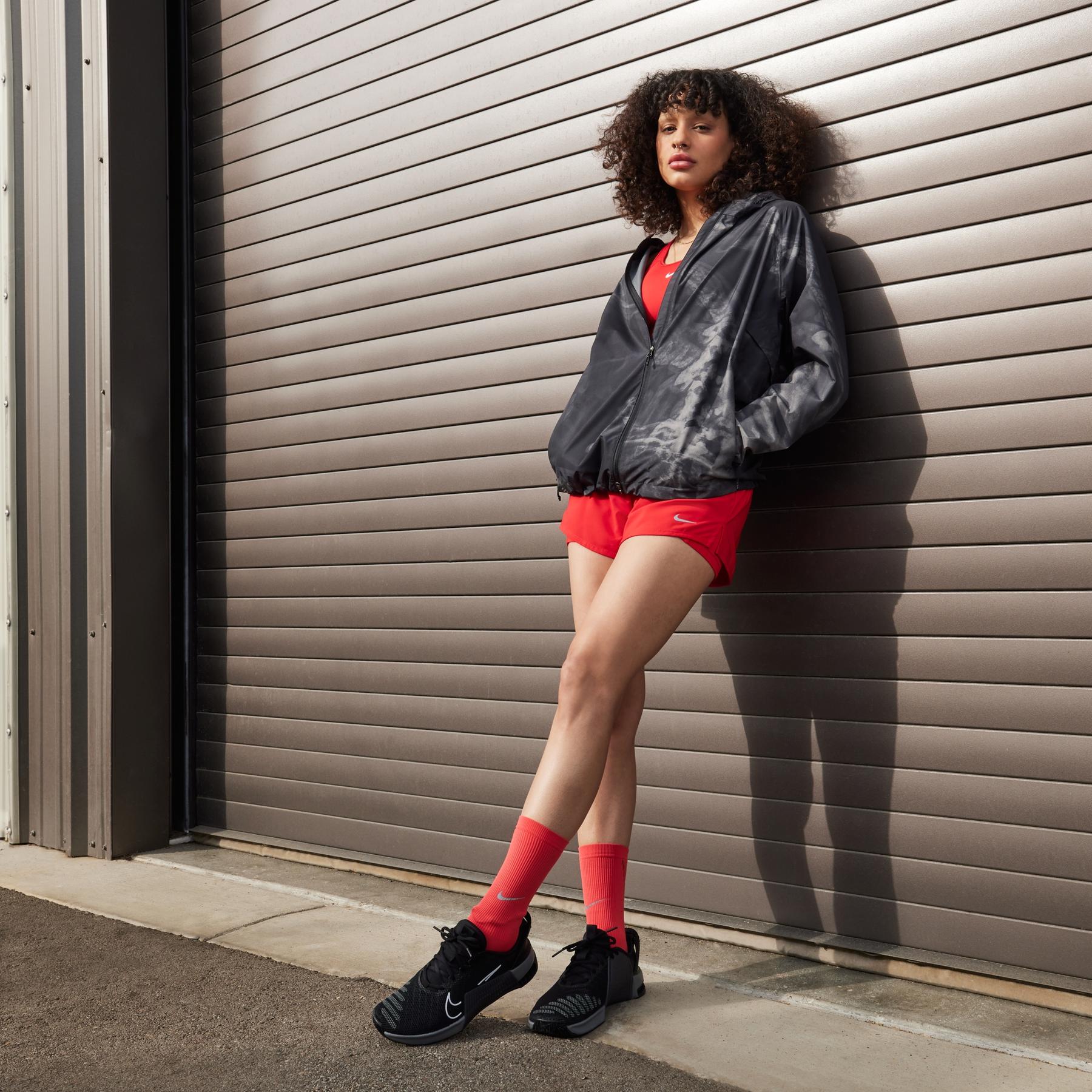 product/n/i/nike_dz2540-001-phsym002.jpg