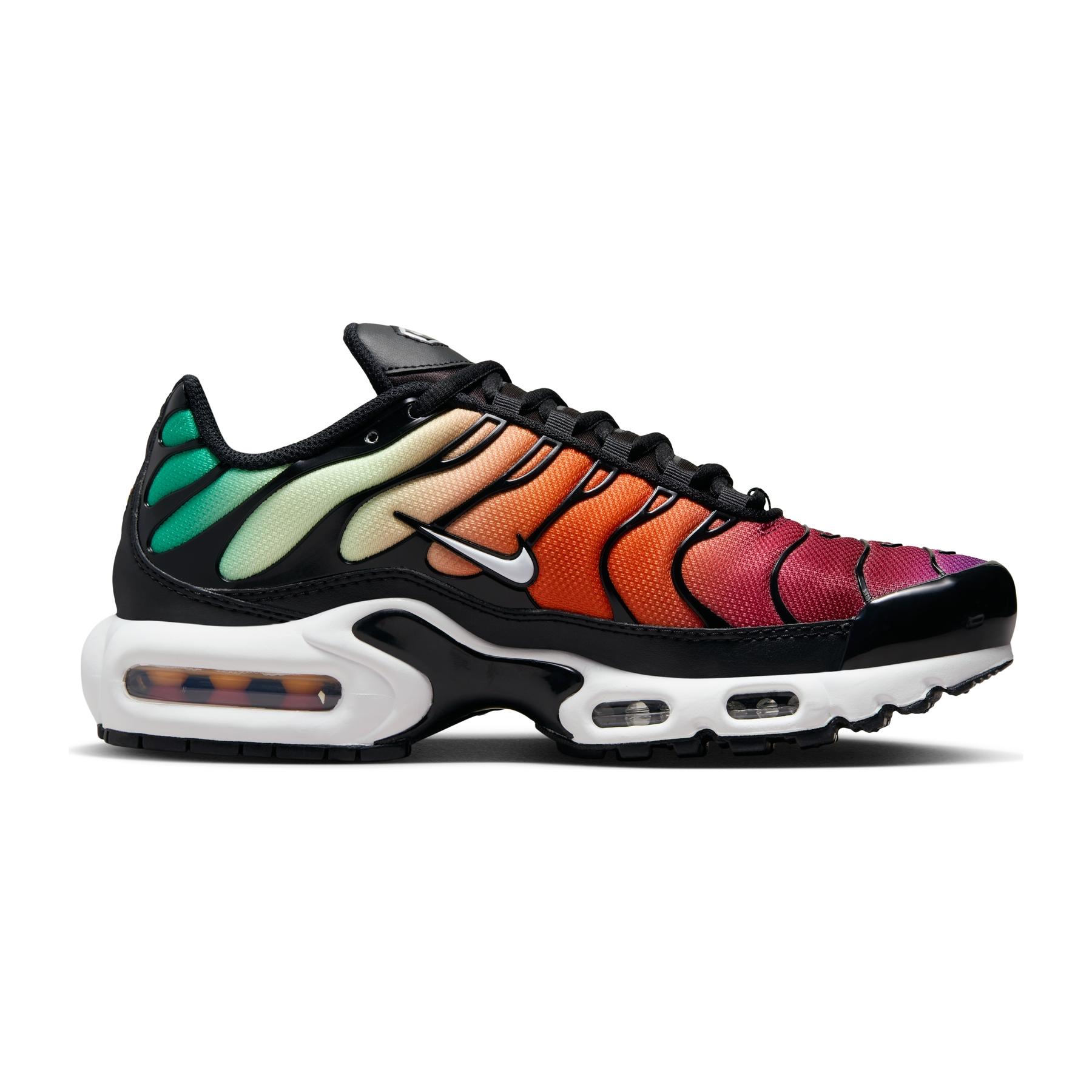 product/n/i/nike_dz3670-001-phsrh001.jpg