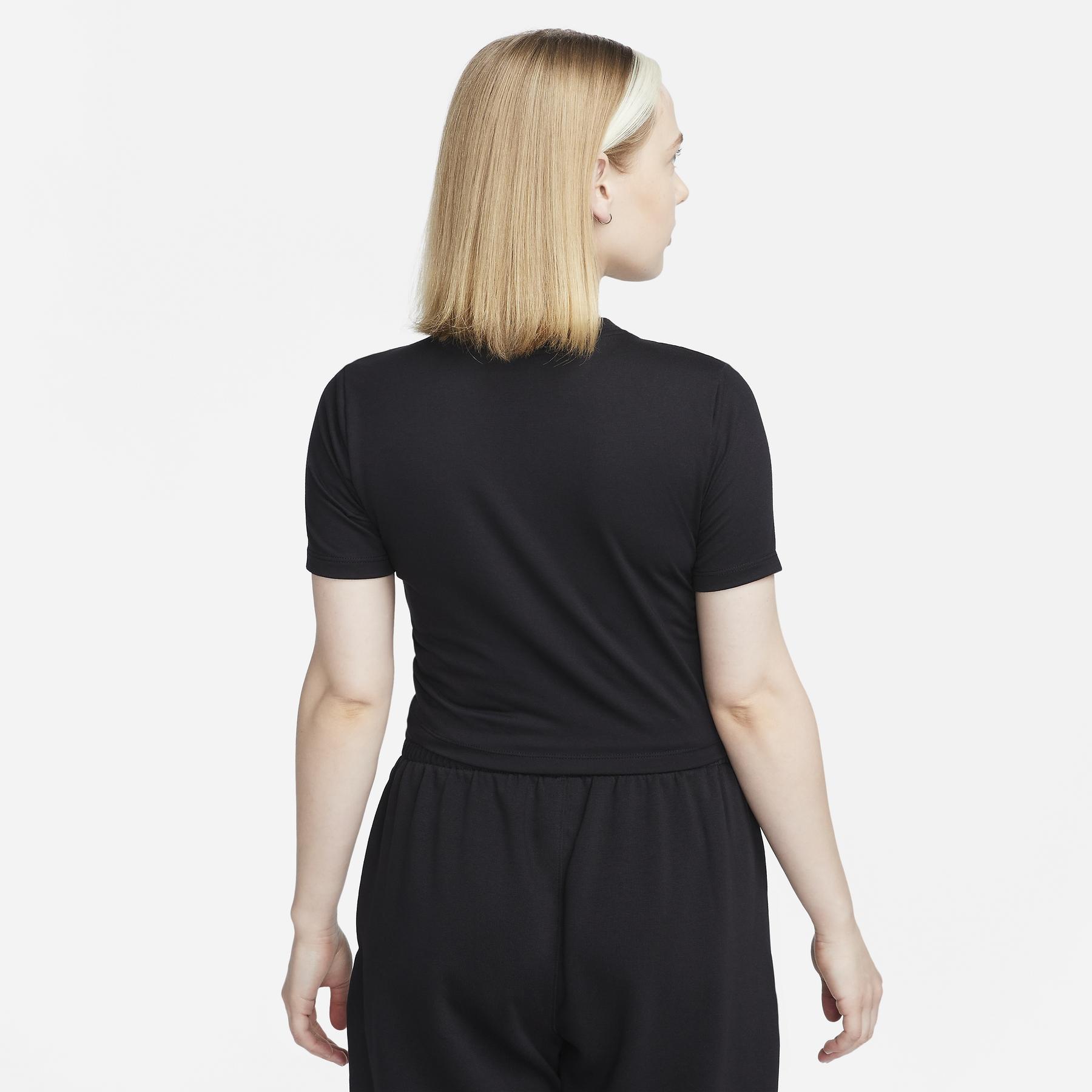product/n/i/nike_fb2873-010_b_prem.jpg