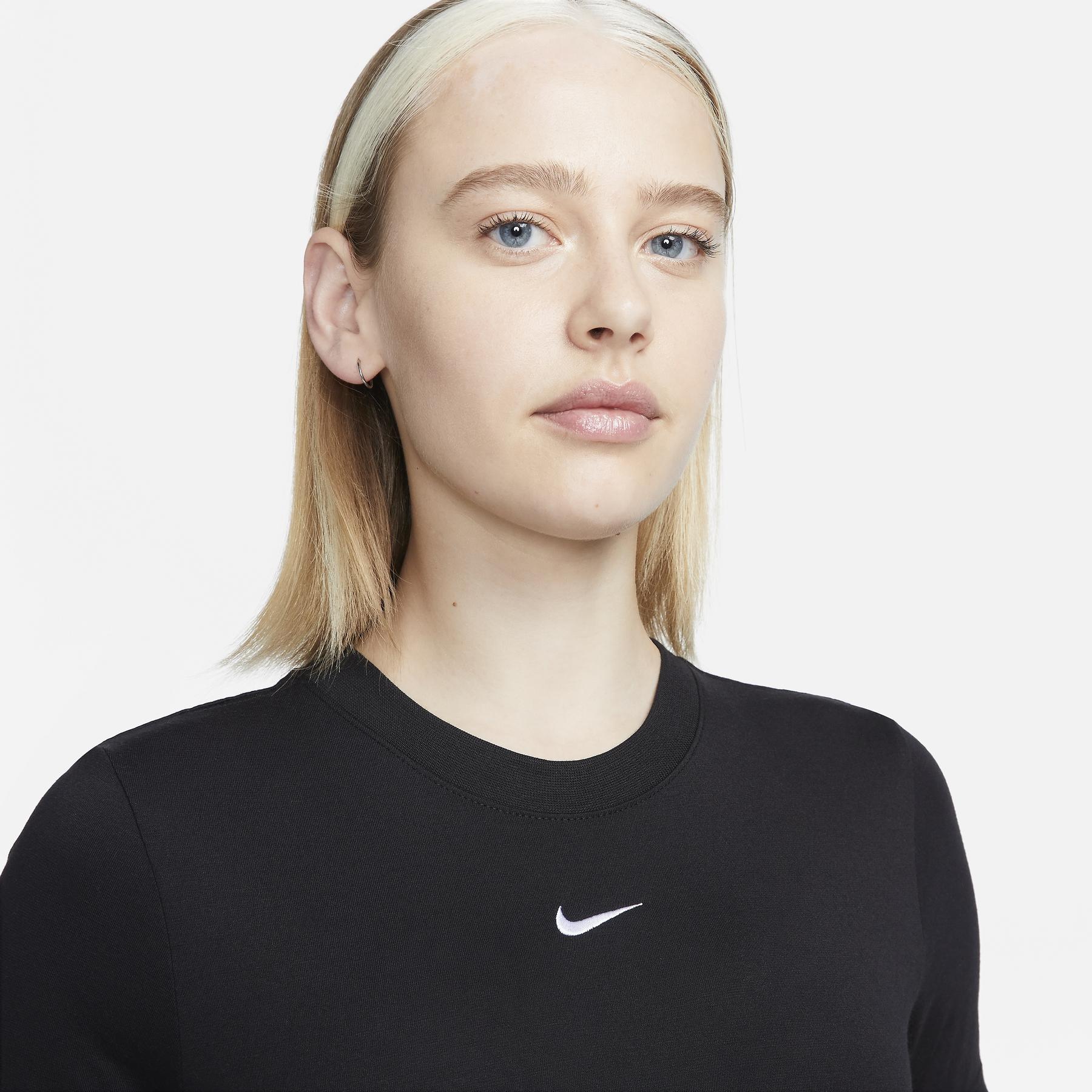 product/n/i/nike_fb2873-010_c_prem.jpg