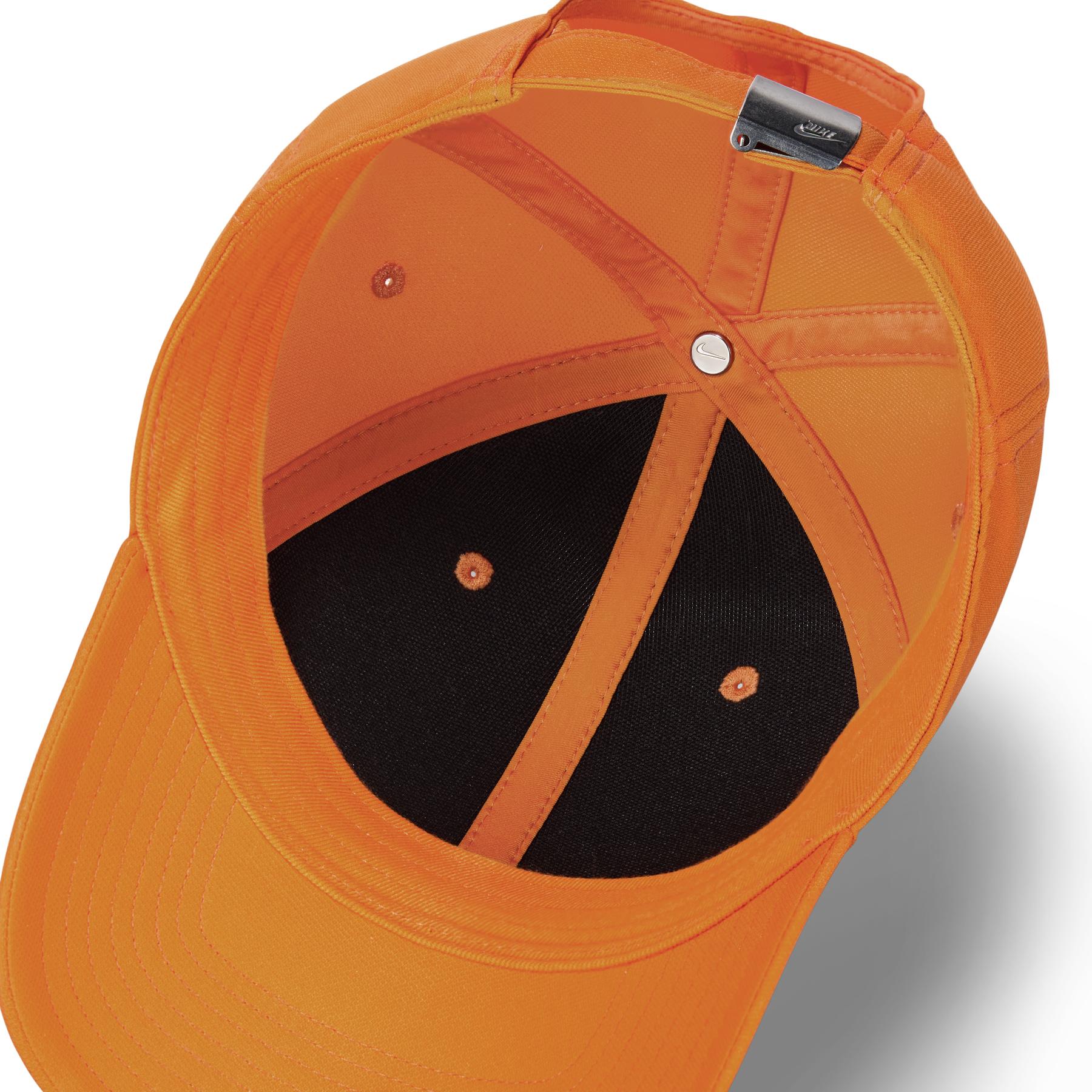 product/n/i/nike_fb5371-819_safety-orange-metallic-silver_1.jpg