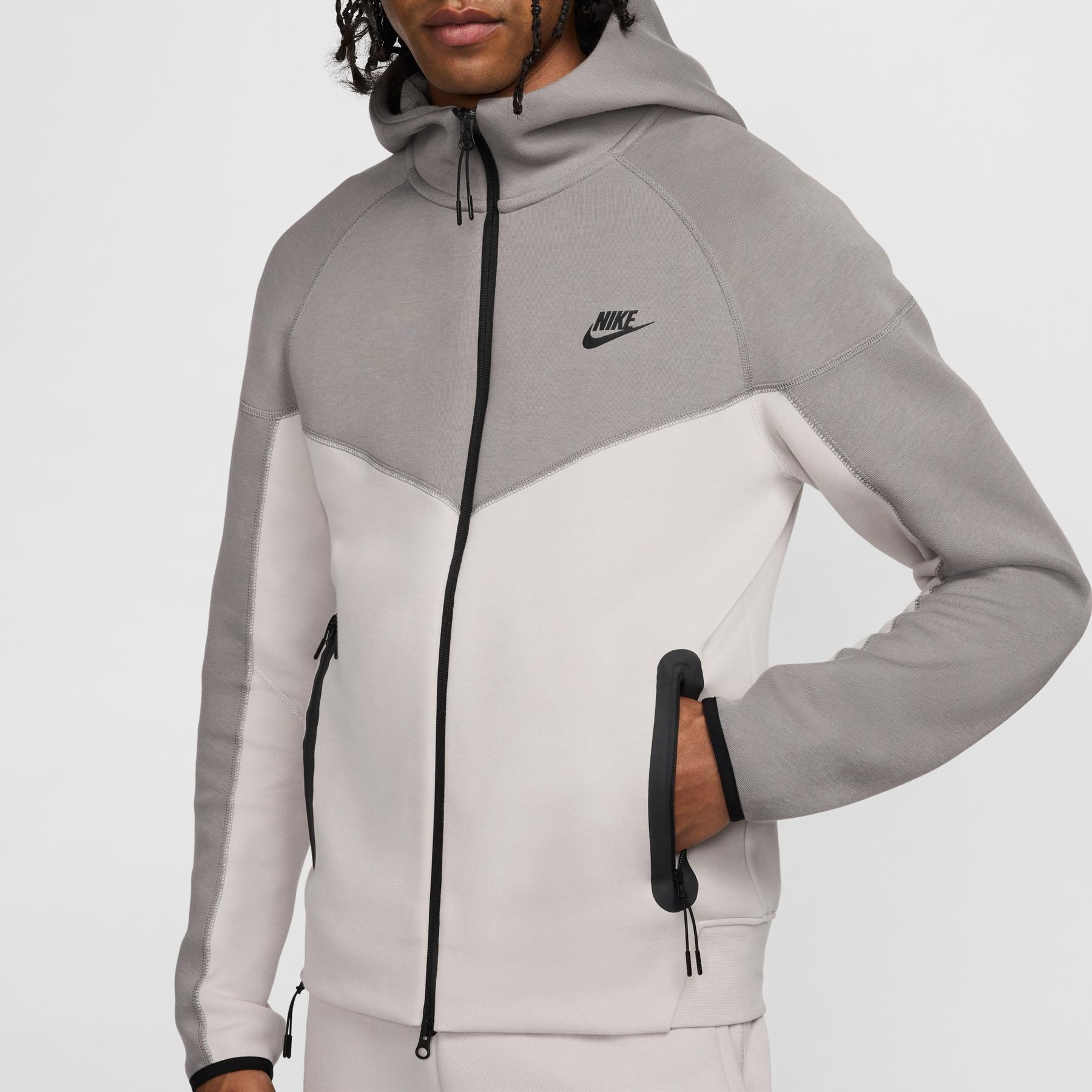 product/n/i/nike_fb7921-014-phsym003_082824.jpg