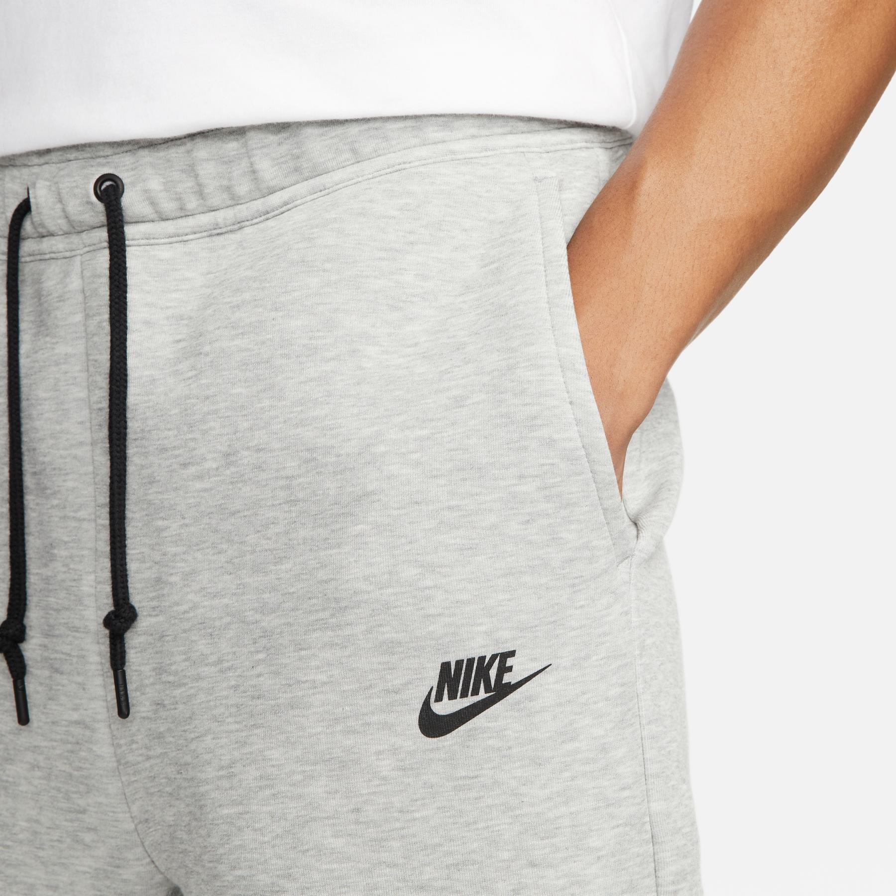 product/n/i/nike_fb8171-063-phsym002.jpg
