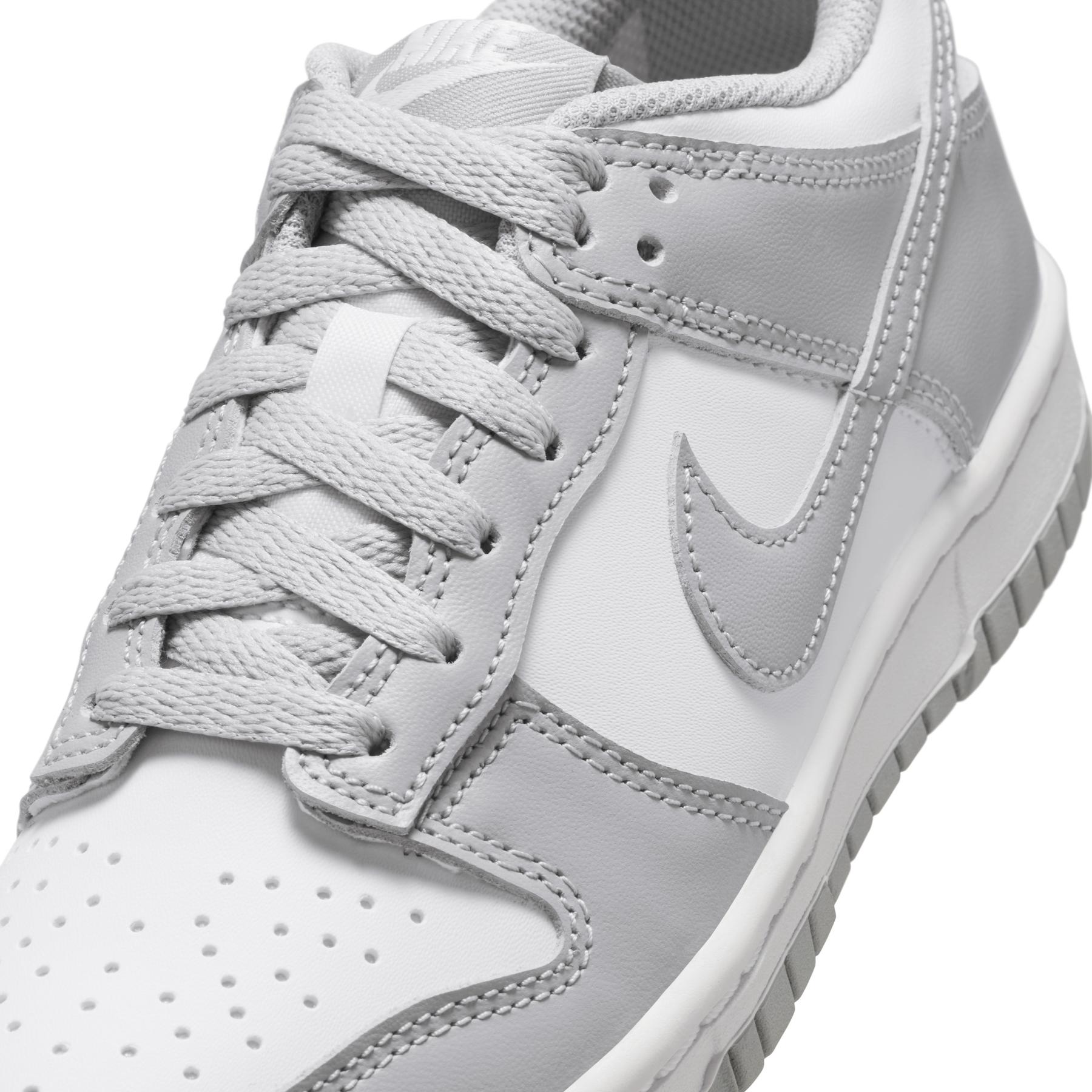 product/n/i/nike_fb9109-123_white-lt-smoke-grey-white_1.jpg