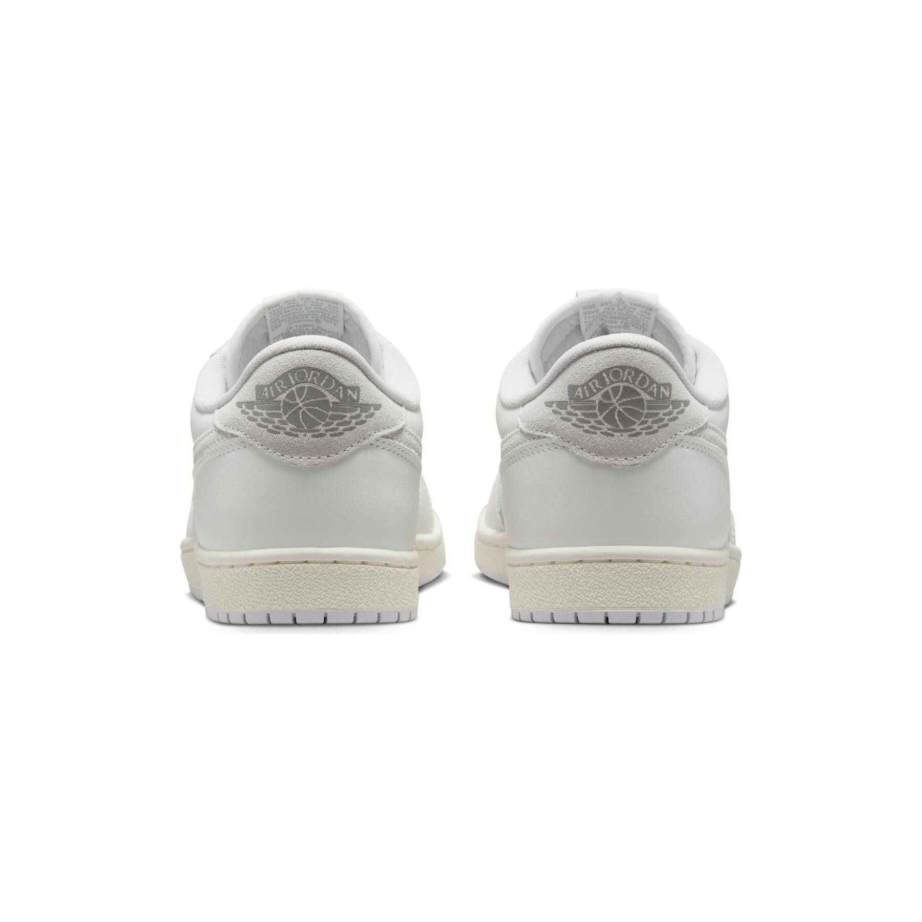 product/n/i/nike_fb9933-100-phcbh000.jpg