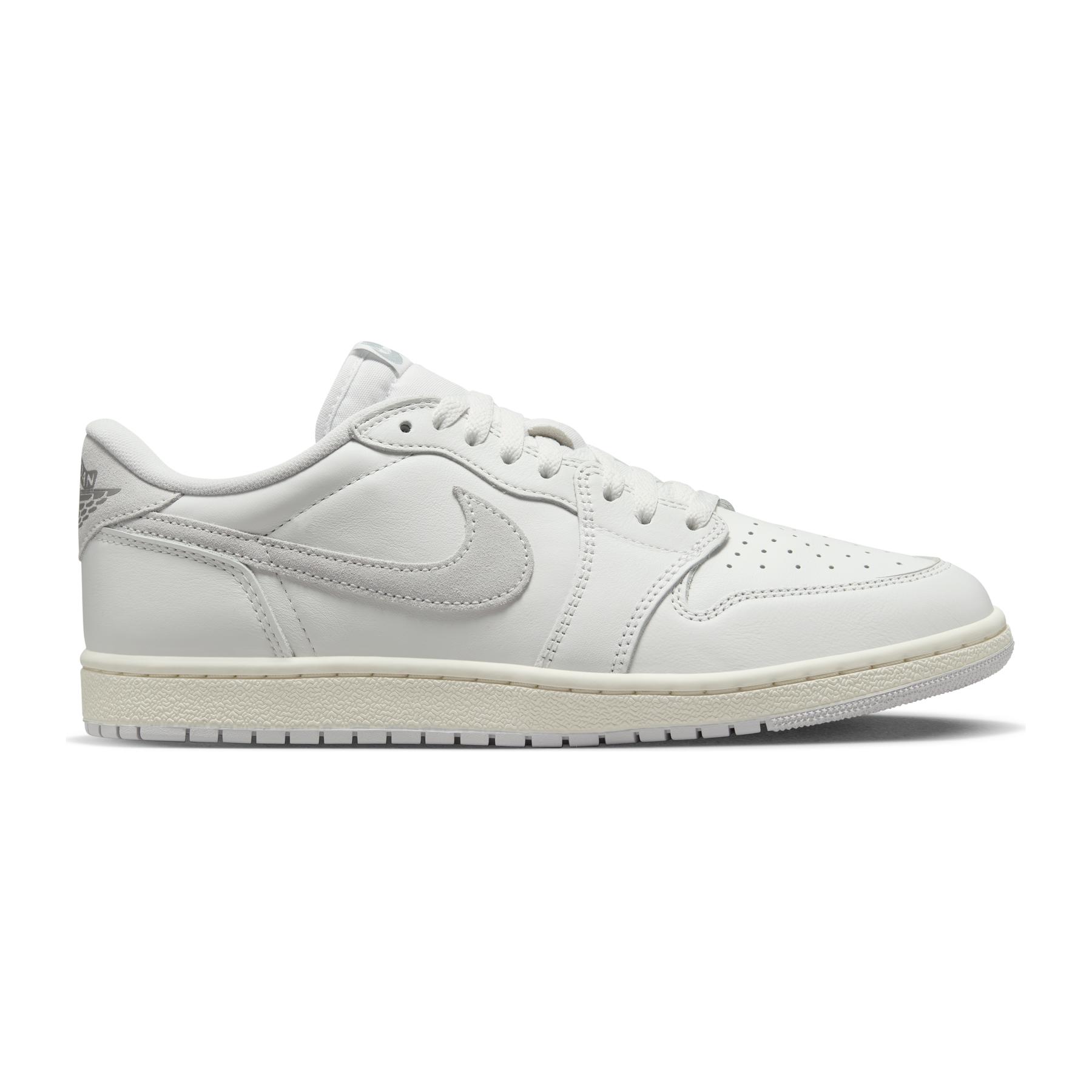 product/n/i/nike_fb9933-100-phsrh000.jpg