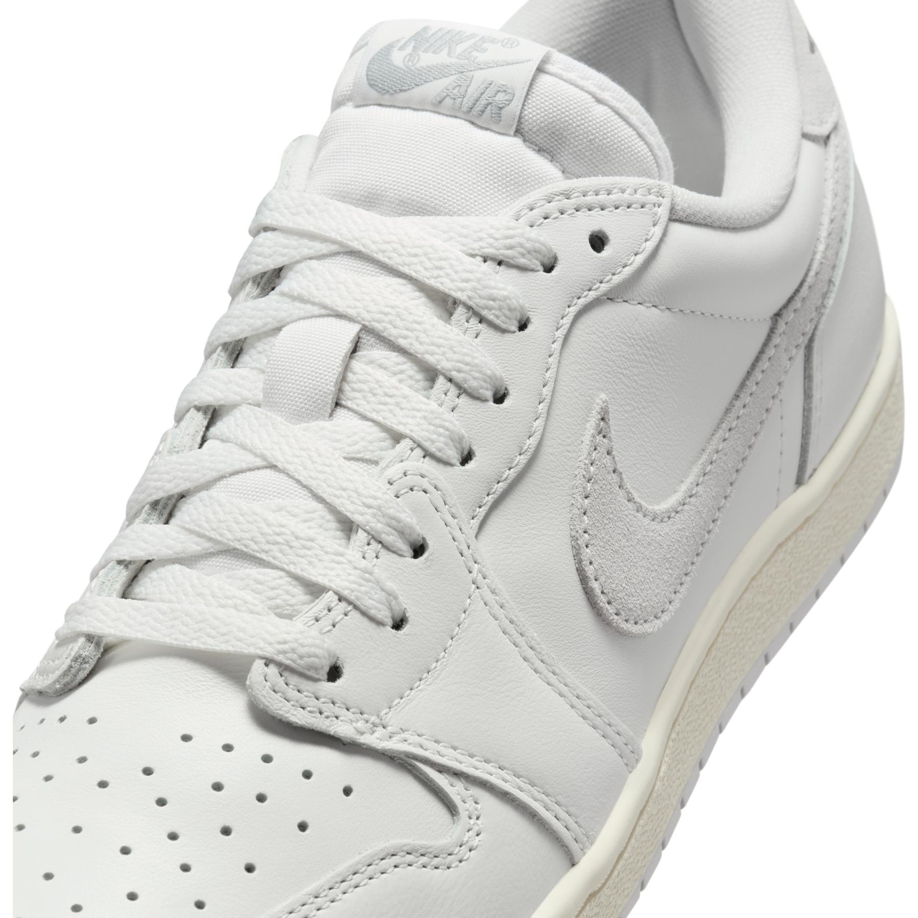 product/n/i/nike_fb9933-100-phsyd001.jpg