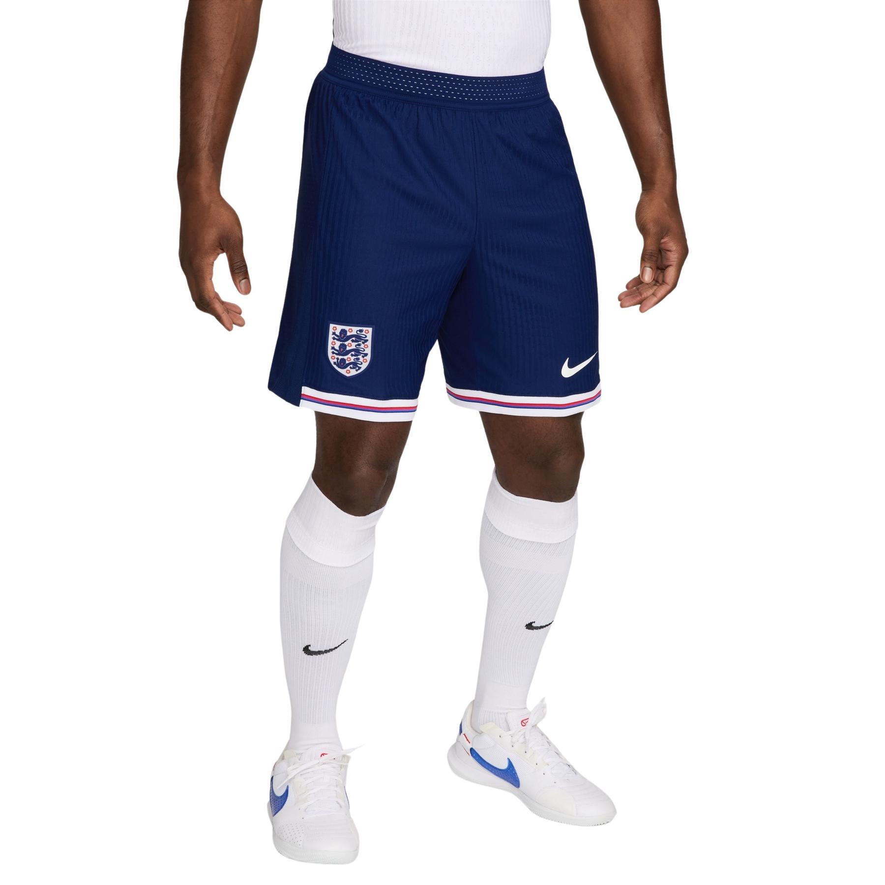 product/n/i/nike_fj1303-492-phsfm001.jpg