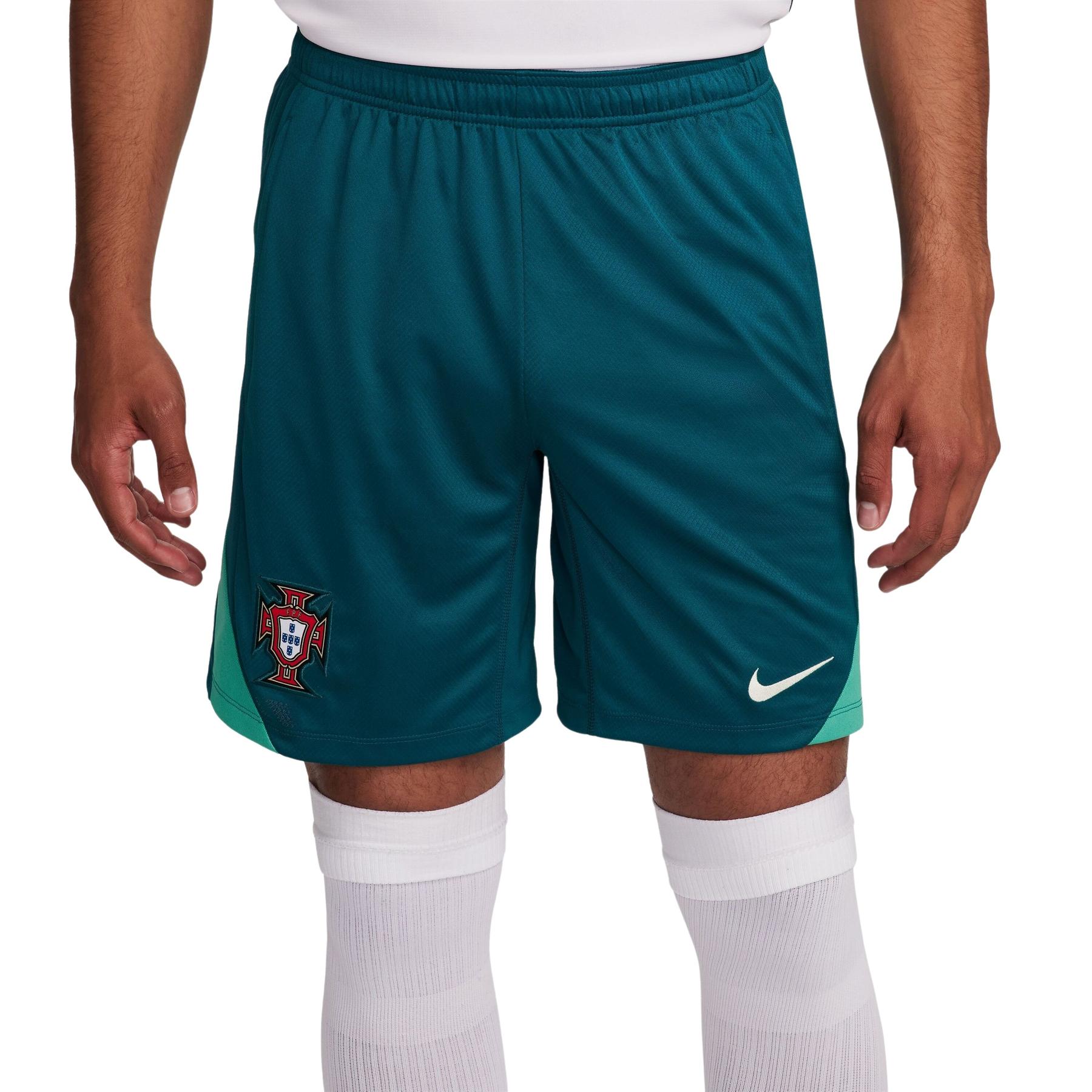 product/n/i/nike_fj2204-381-phsfm001.jpg